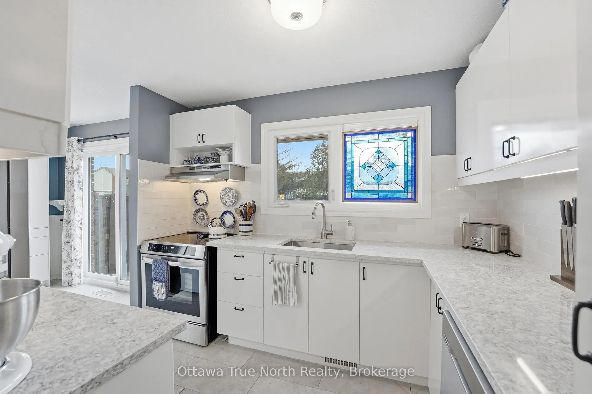 Photo 10 of Unit 73, 21 Midland Crescent, Ottawa, Arlington Woods — HOMEH