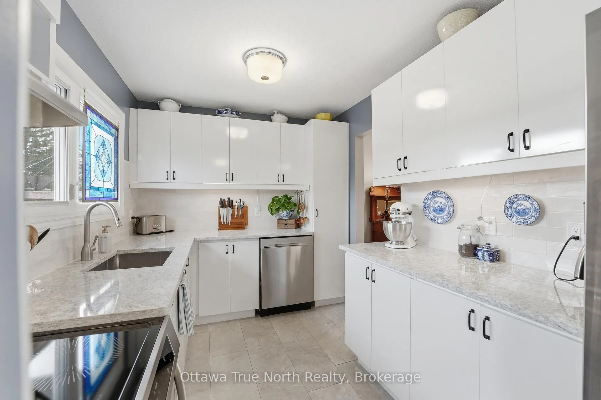 Photo 13 of Unit 73, 21 Midland Crescent, Ottawa, Arlington Woods — HOMEH