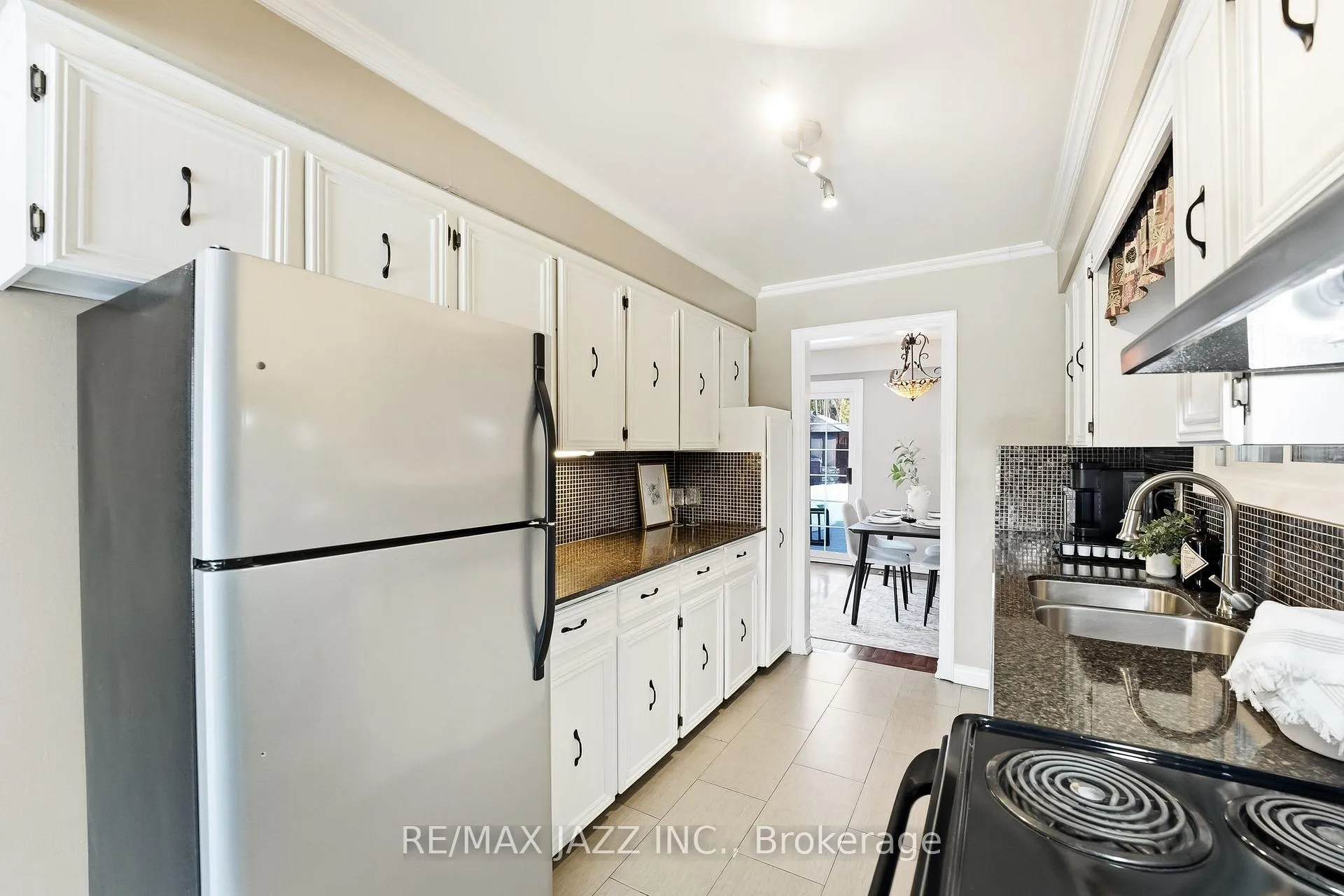 Photo 19 of 1757 Shadybrook Drive, Pickering, Amberlea — HOMEH