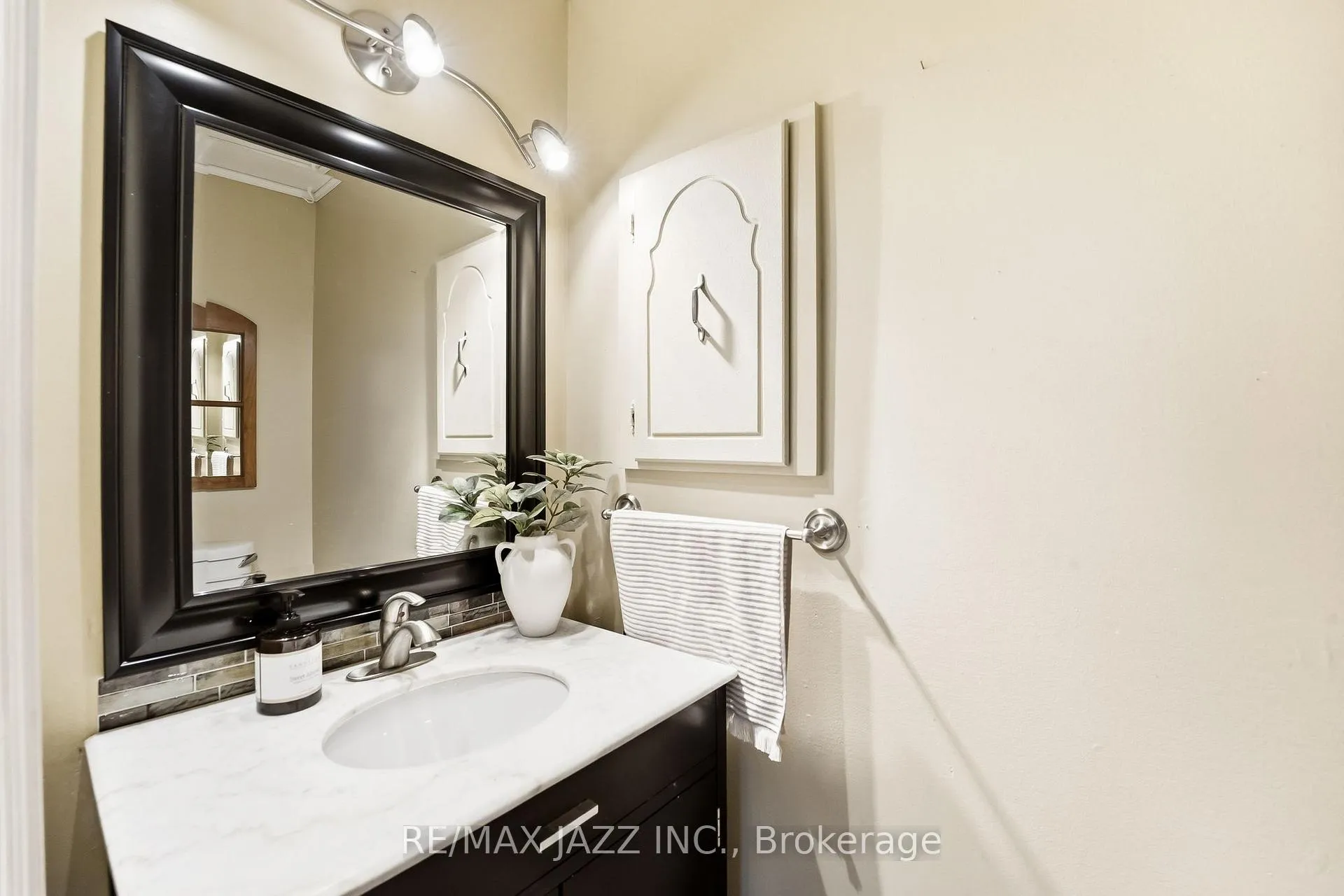 Photo 24 of 1757 Shadybrook Drive, Pickering, Amberlea — HOMEH