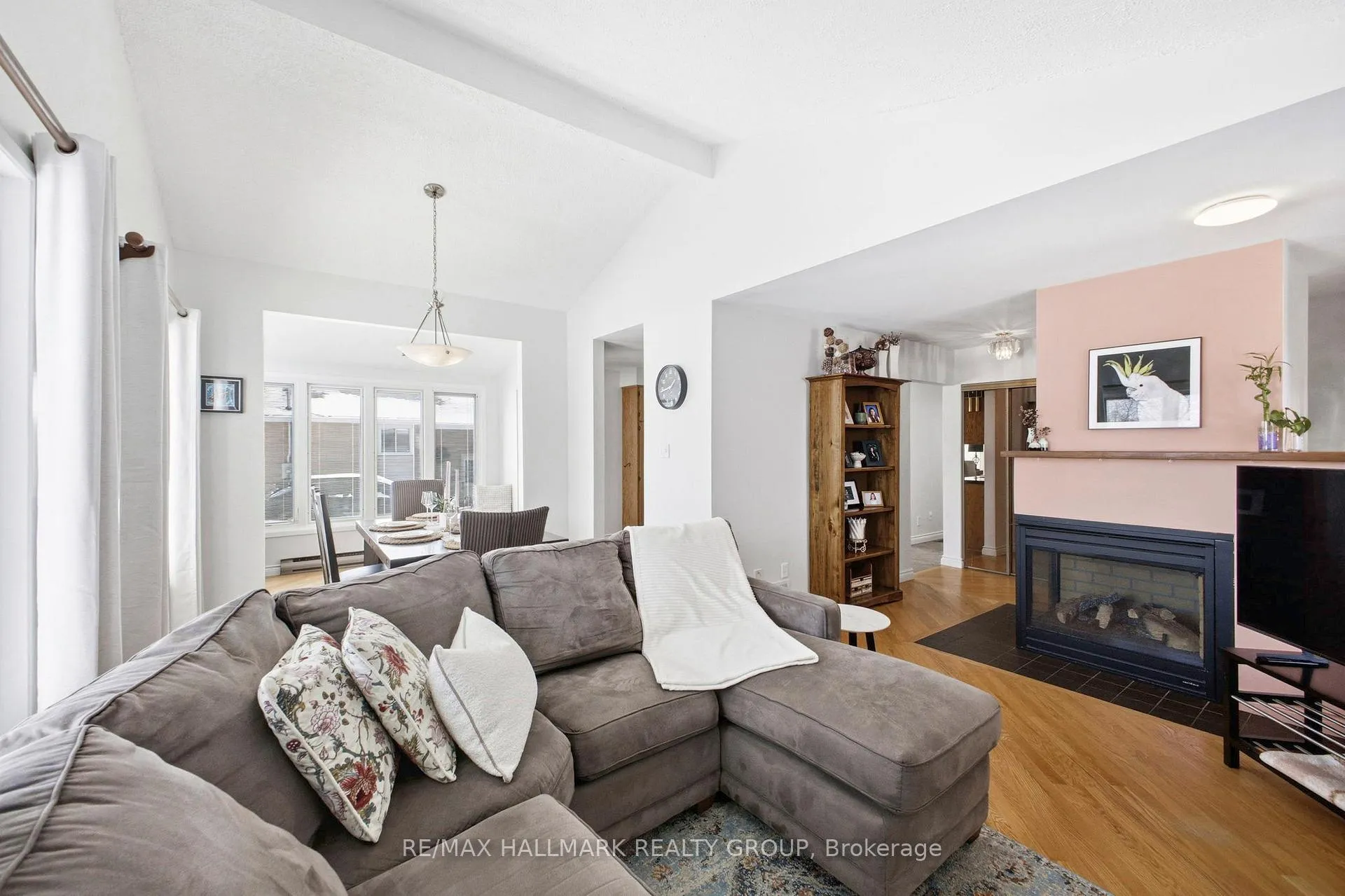 Photo 8 of 1 Howden Avenue, Ottawa, Meadowlands/St. Claire Gardens — HOMEH