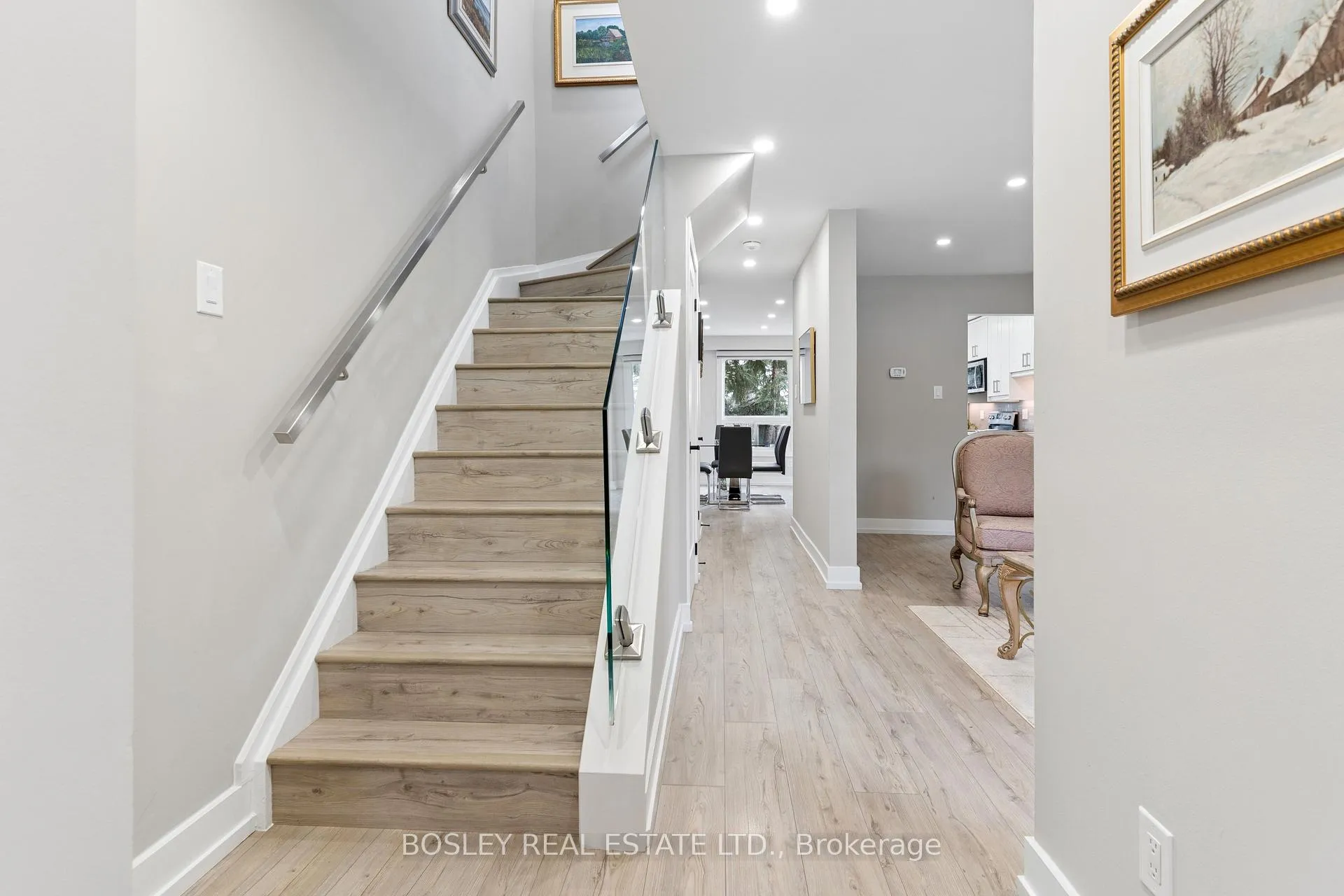 Photo 4 of Unit 76, 2272 Mowat Avenue, Oakville, River Oaks — HOMEH