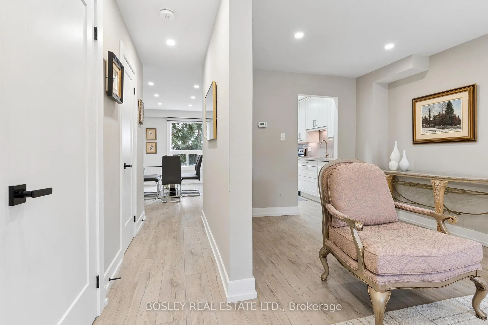 Photo 5 of Unit 76, 2272 Mowat Avenue, Oakville, River Oaks — HOMEH