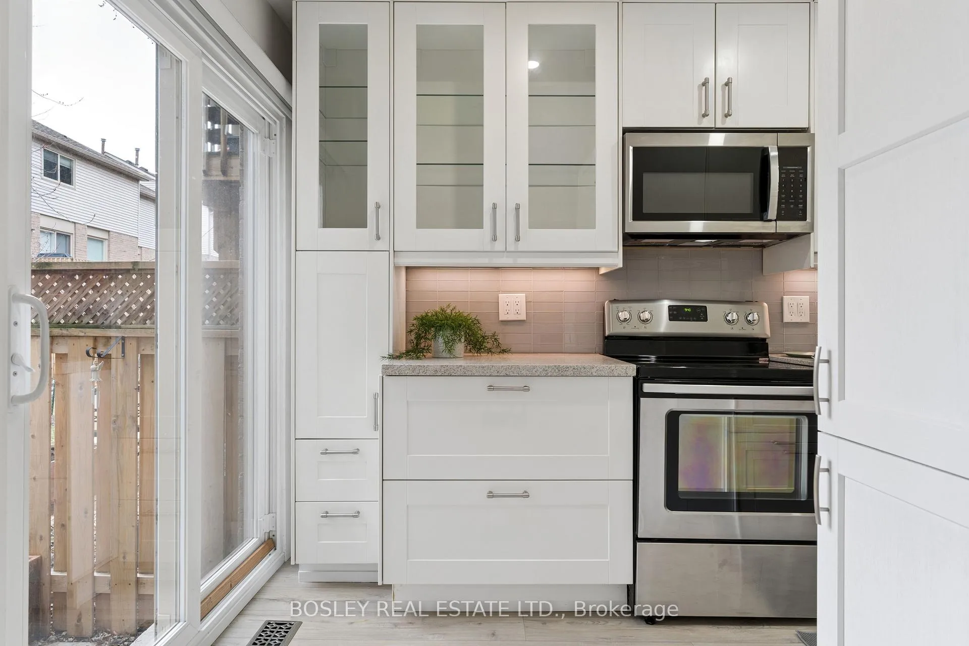 Photo 18 of Unit 76, 2272 Mowat Avenue, Oakville, River Oaks — HOMEH
