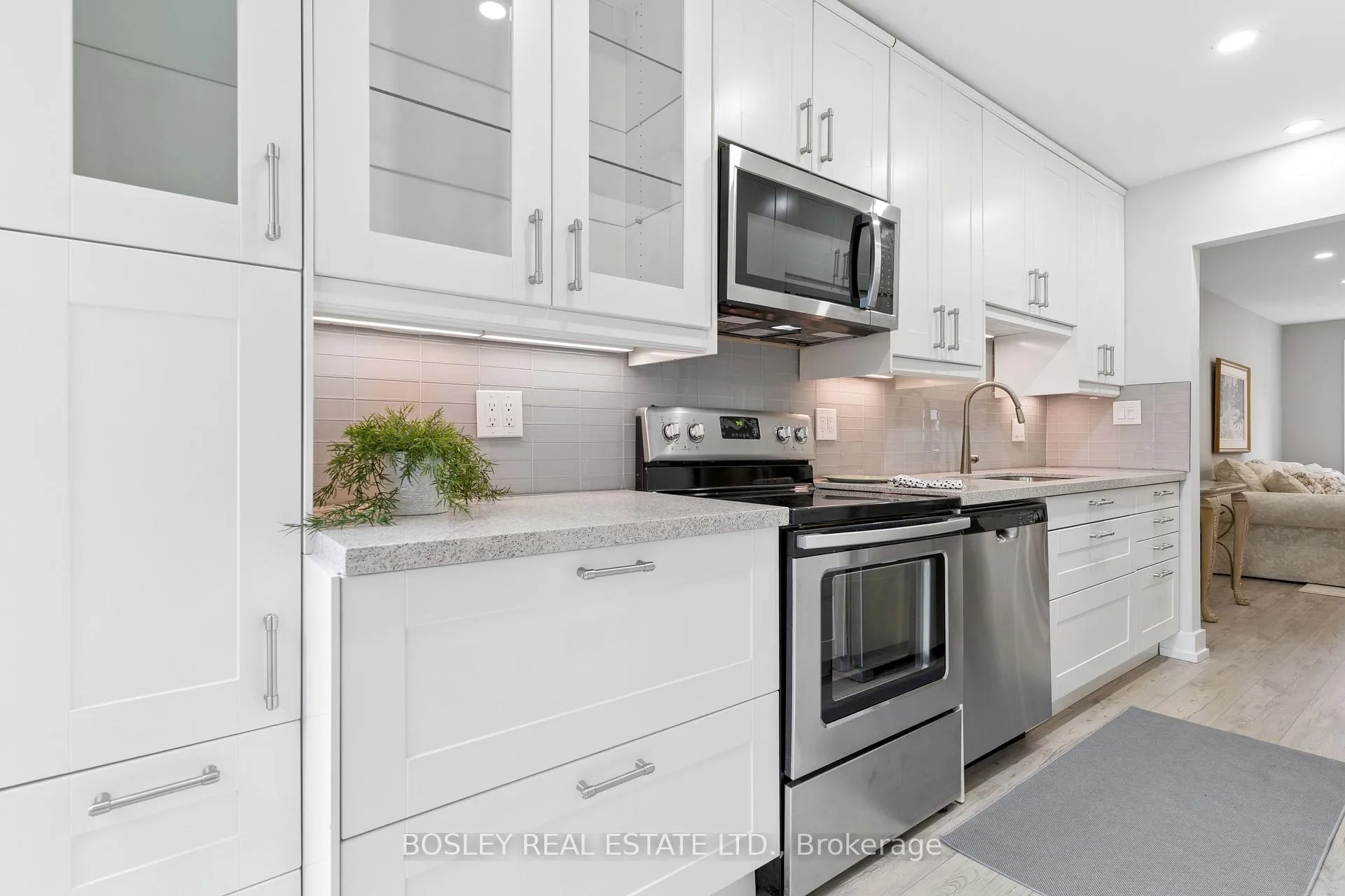 Photo 19 of Unit 76, 2272 Mowat Avenue, Oakville, River Oaks — HOMEH