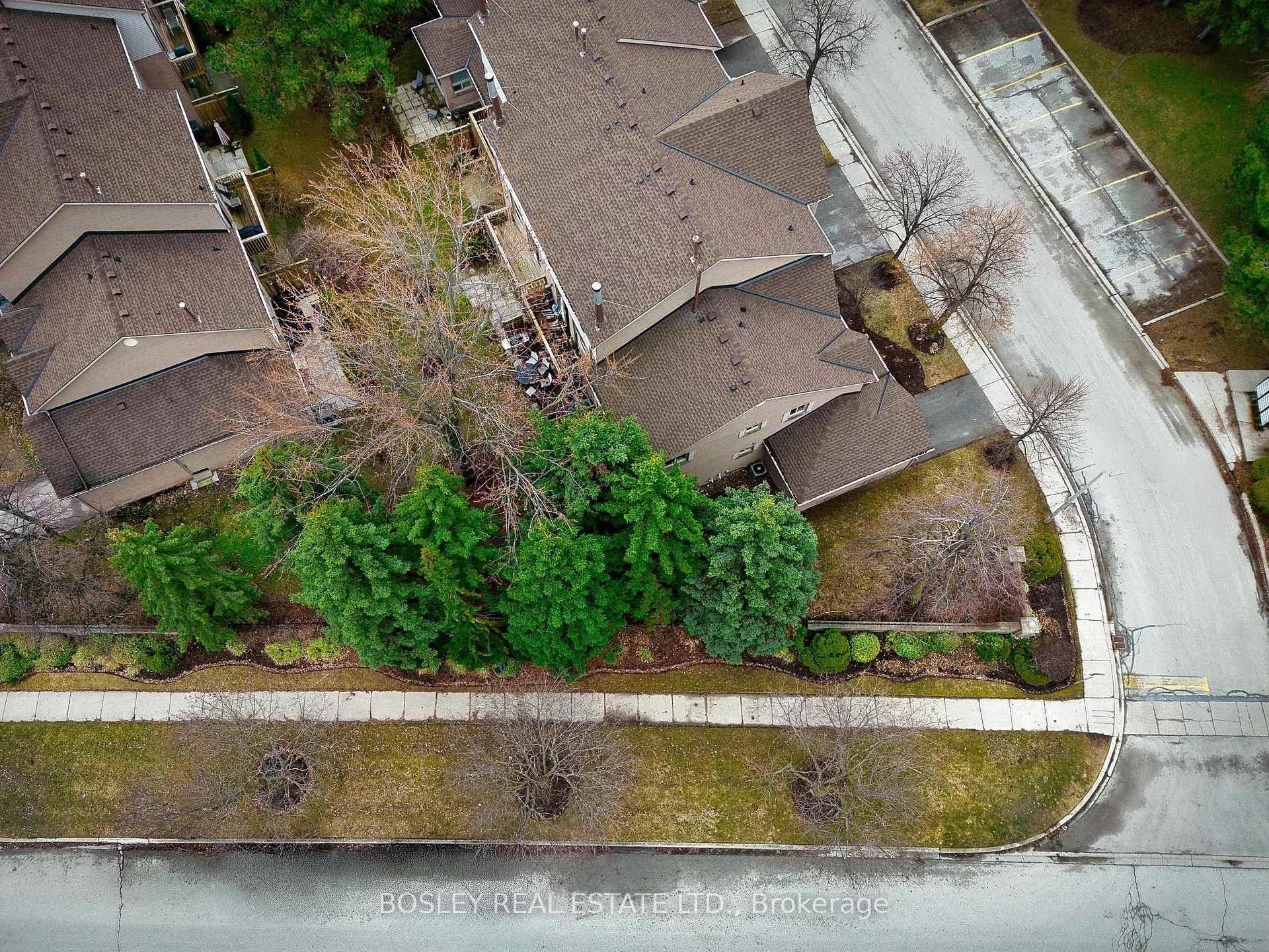 Photo 48 of Unit 76, 2272 Mowat Avenue, Oakville, River Oaks — HOMEH