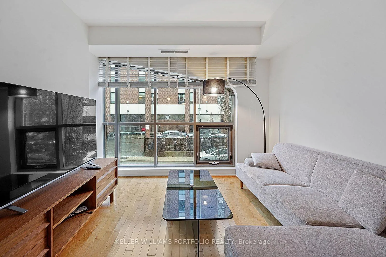 Photo 11 of Unit 205, 3 McAlpine Street, Toronto, The Annex — HOMEH