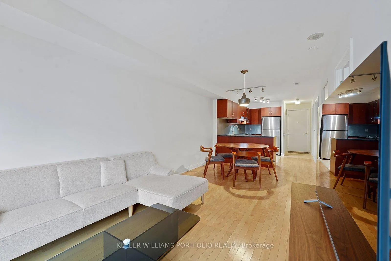 Photo 13 of Unit 205, 3 McAlpine Street, Toronto, The Annex — HOMEH