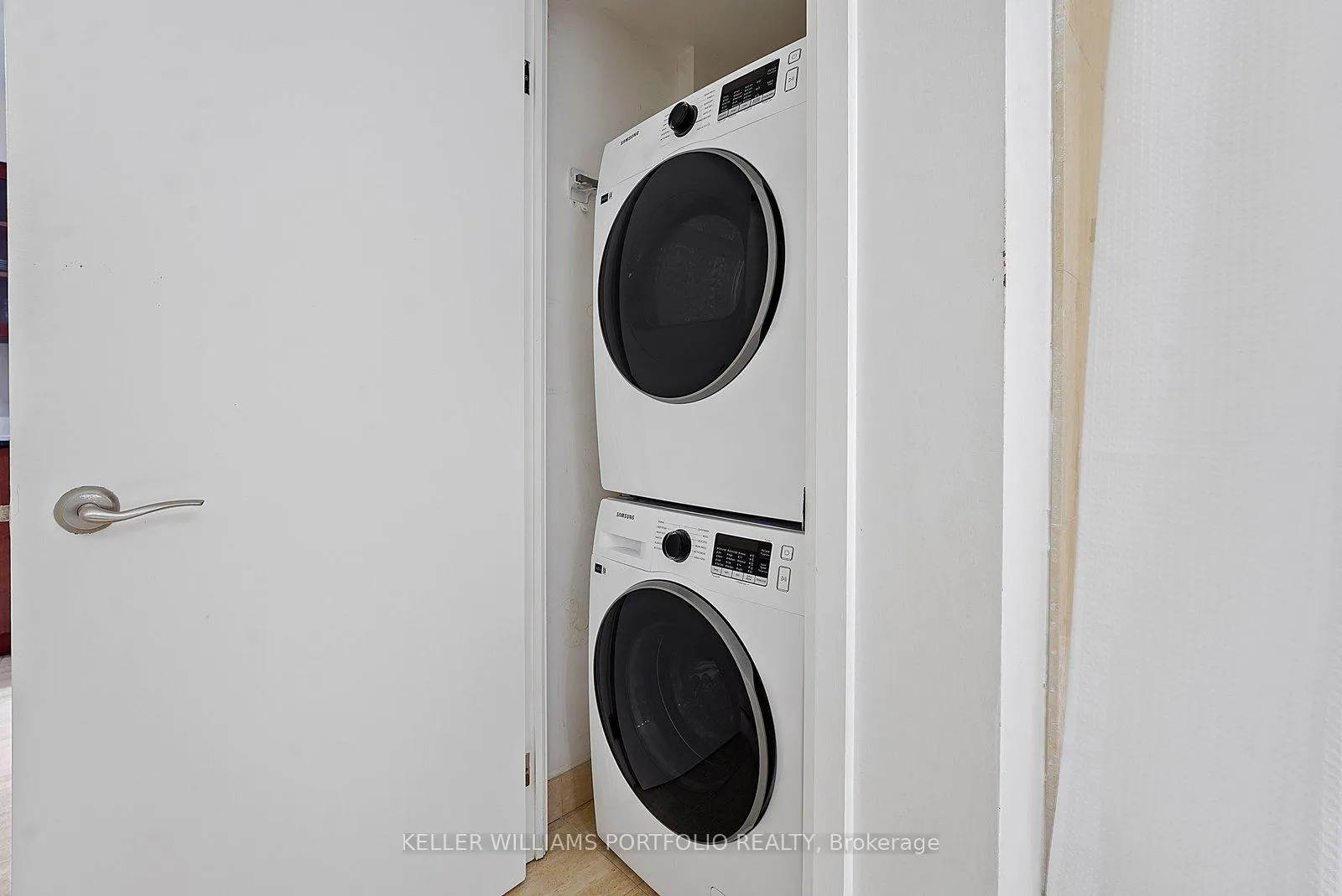 Photo 27 of Unit 205, 3 McAlpine Street, Toronto, The Annex — HOMEH