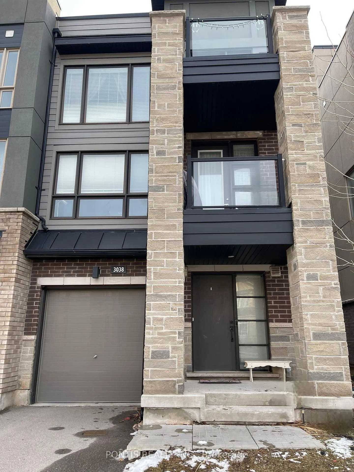 Photo 1 of 3038 Postridge Drive, Oakville, Joshua Meadows — HOMEH