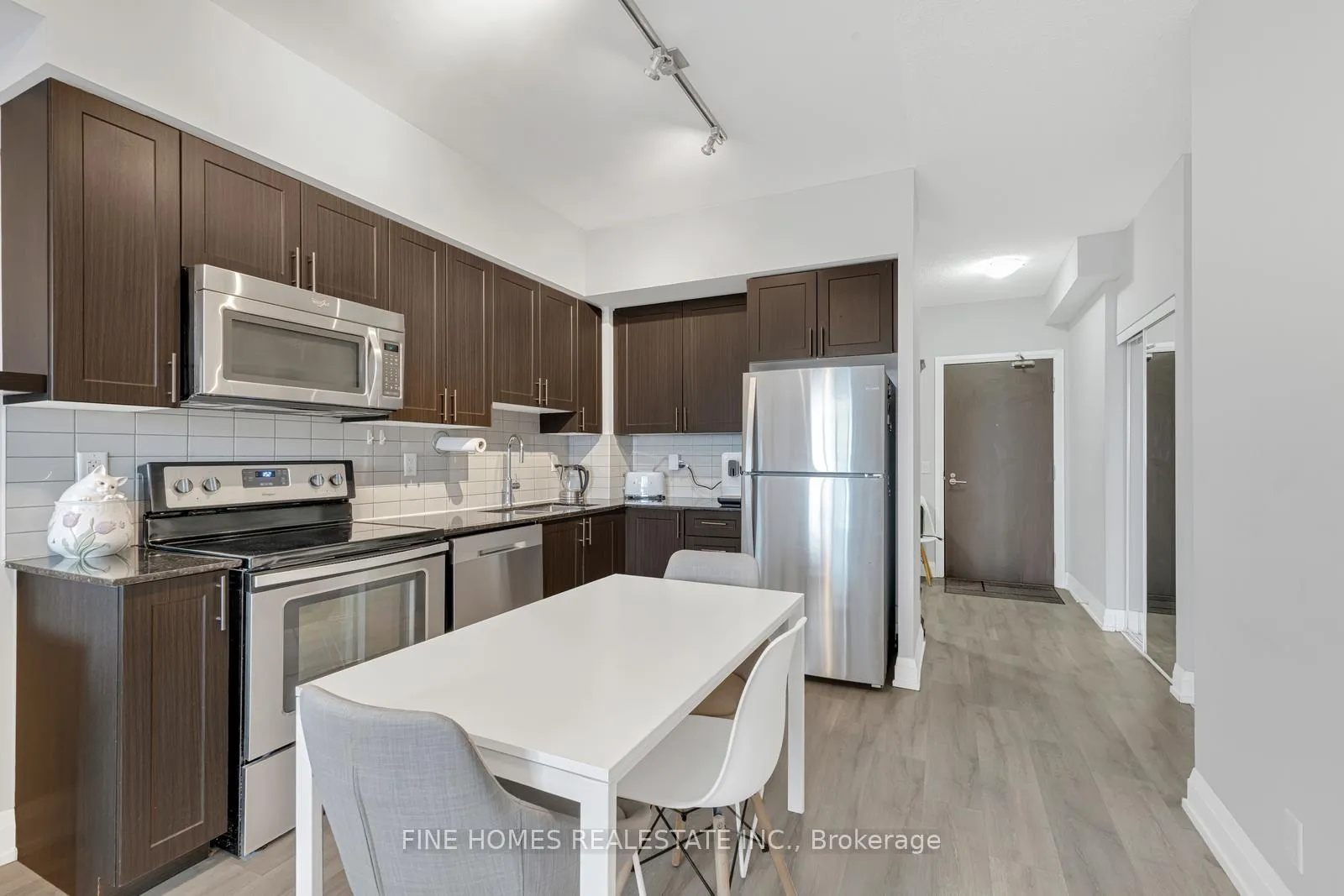 Photo 8 of Unit 1119, 7900 Bathusrt Street, Vaughan, Uplands — HOMEH