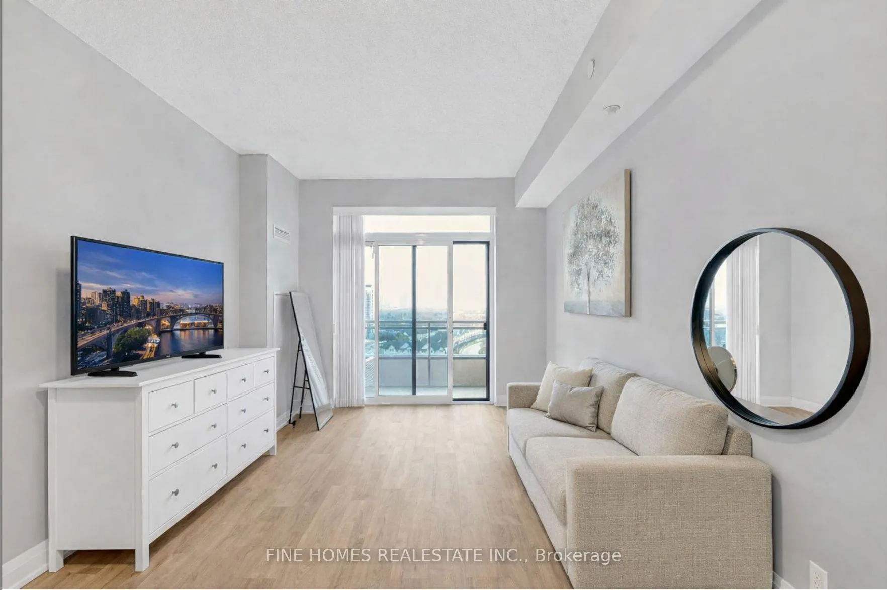 Photo 11 of Unit 1119, 7900 Bathusrt Street, Vaughan, Uplands — HOMEH