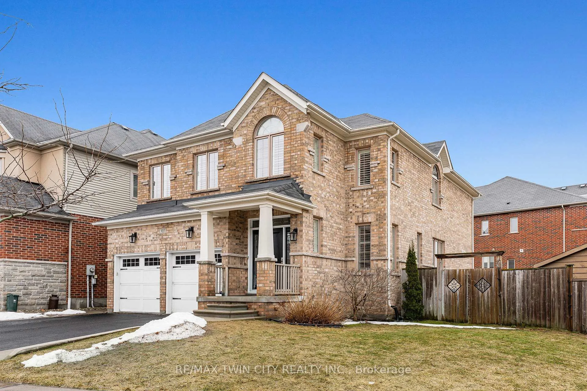 Photo 3 of 405 Rideau River Street, Waterloo — HOMEH