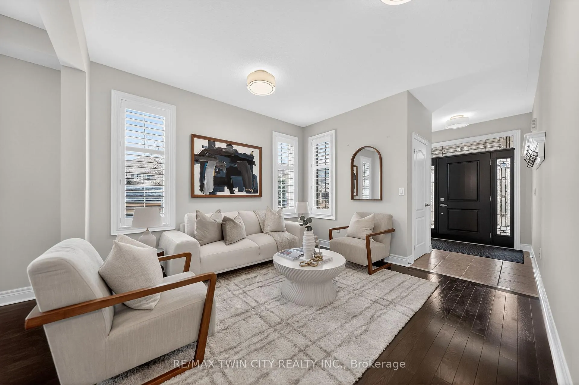 Photo 7 of 405 Rideau River Street, Waterloo — HOMEH