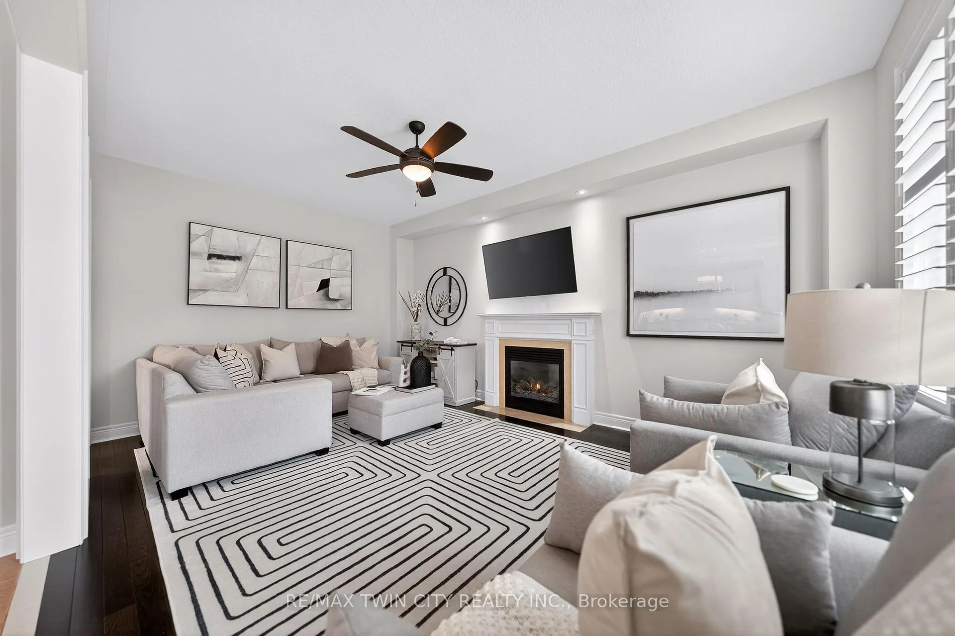 Photo 12 of 405 Rideau River Street, Waterloo — HOMEH
