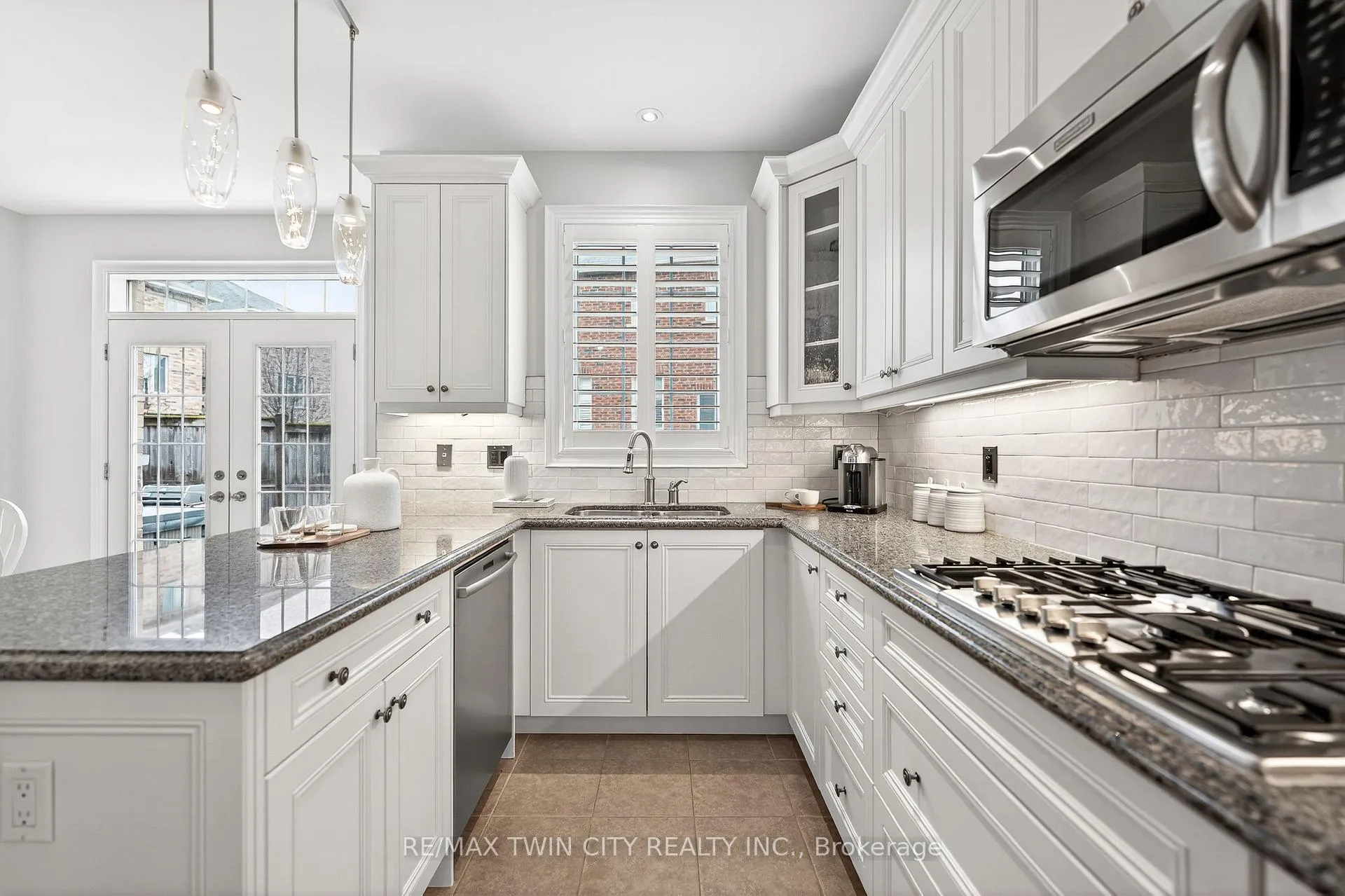 Photo 18 of 405 Rideau River Street, Waterloo — HOMEH