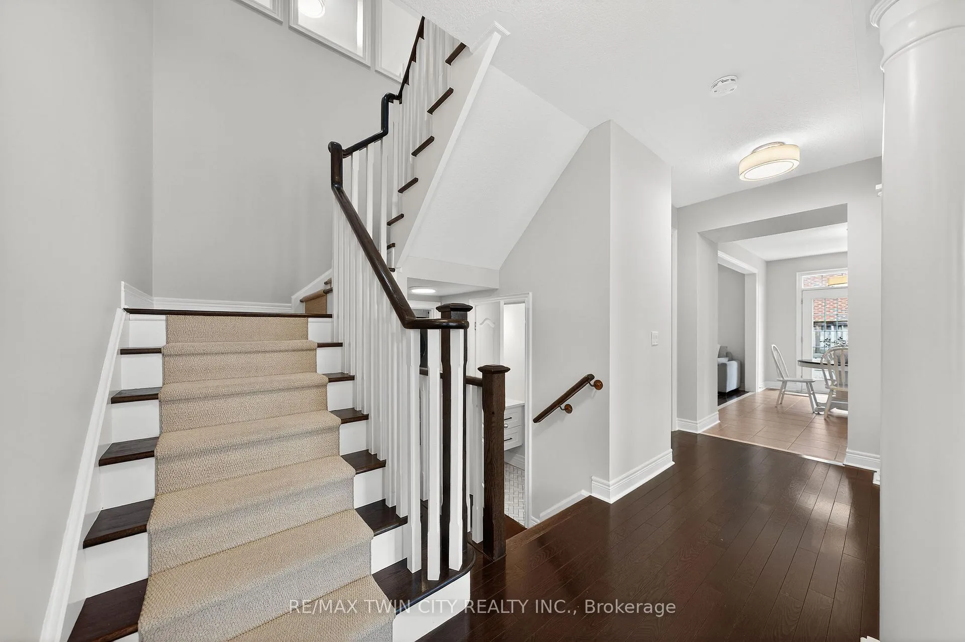 Photo 23 of 405 Rideau River Street, Waterloo — HOMEH