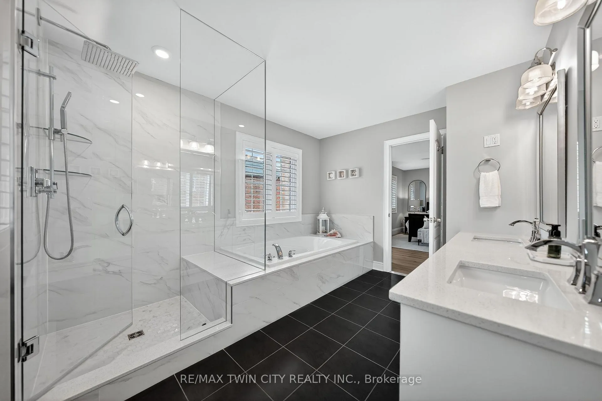 Photo 28 of 405 Rideau River Street, Waterloo — HOMEH