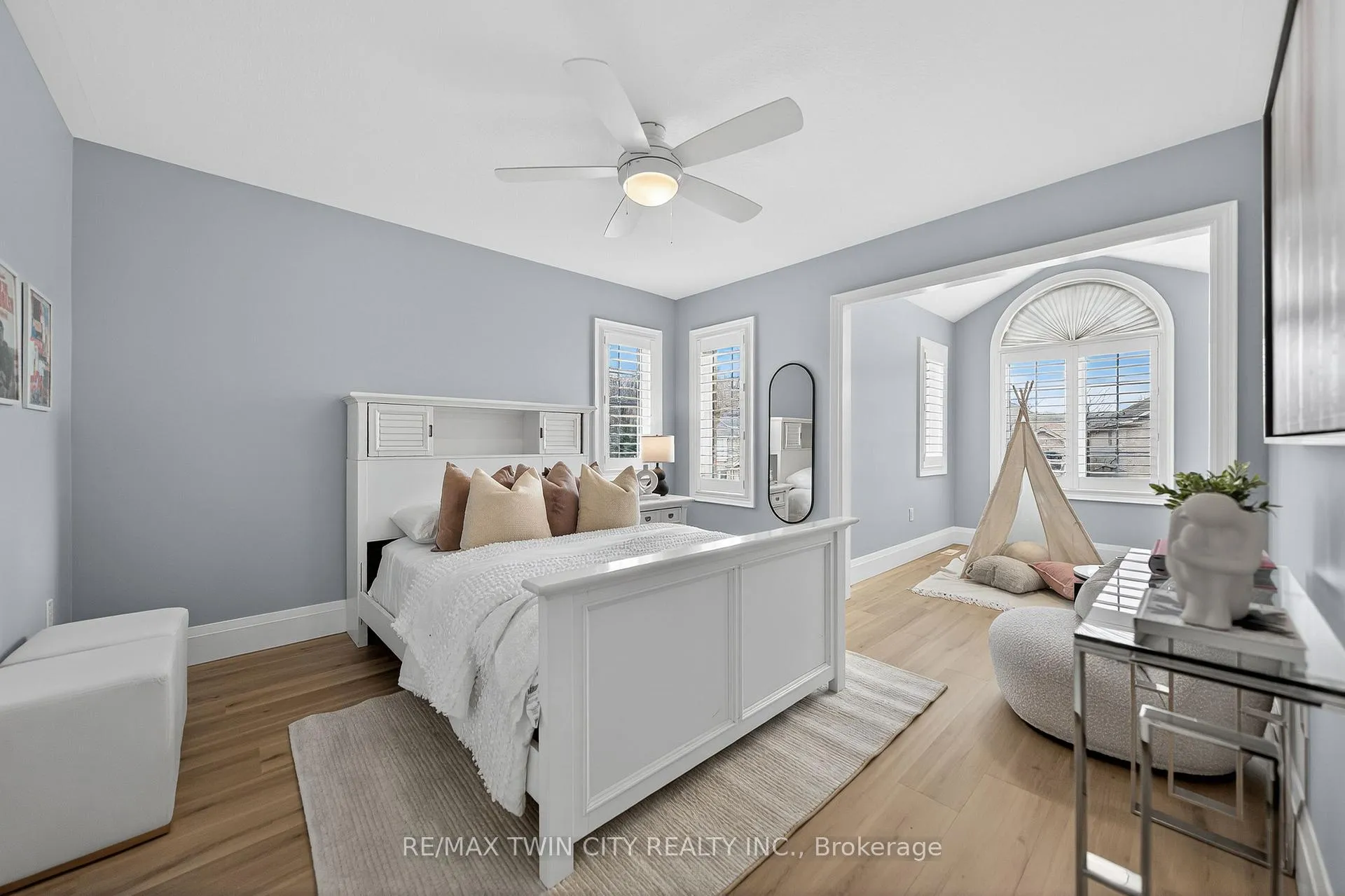 Photo 30 of 405 Rideau River Street, Waterloo — HOMEH