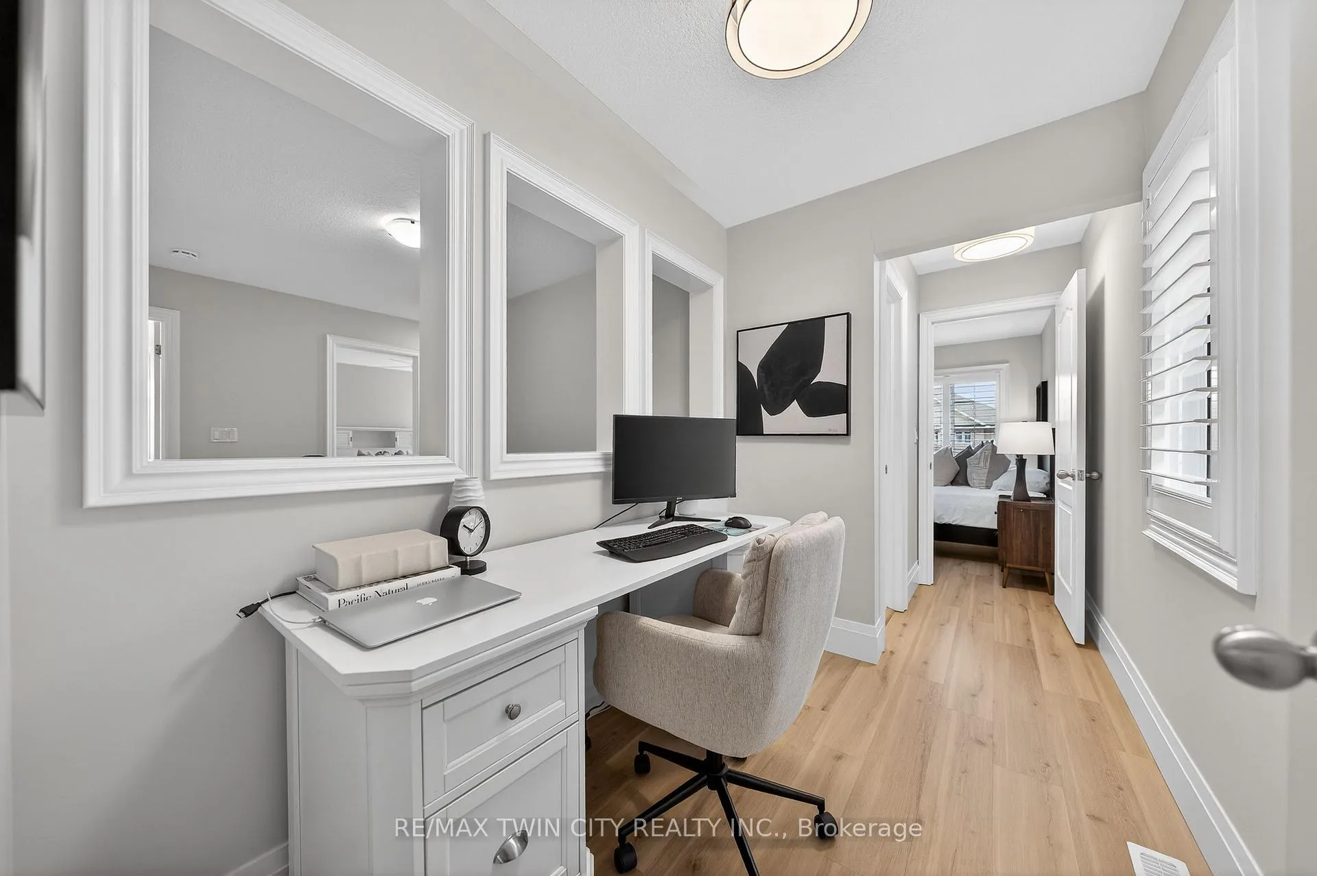 Photo 34 of 405 Rideau River Street, Waterloo — HOMEH