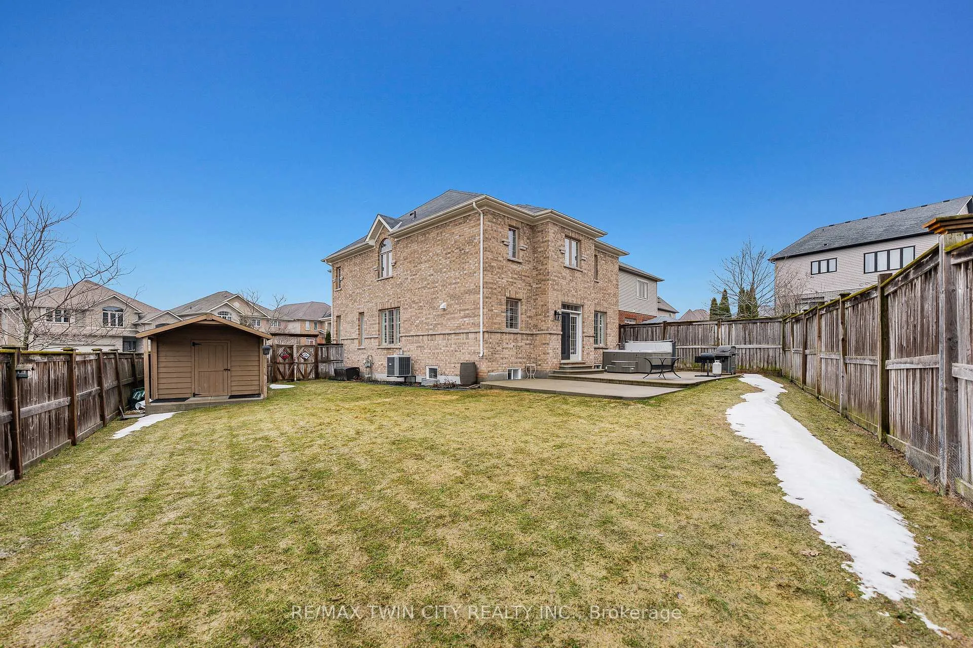 Photo 43 of 405 Rideau River Street, Waterloo — HOMEH