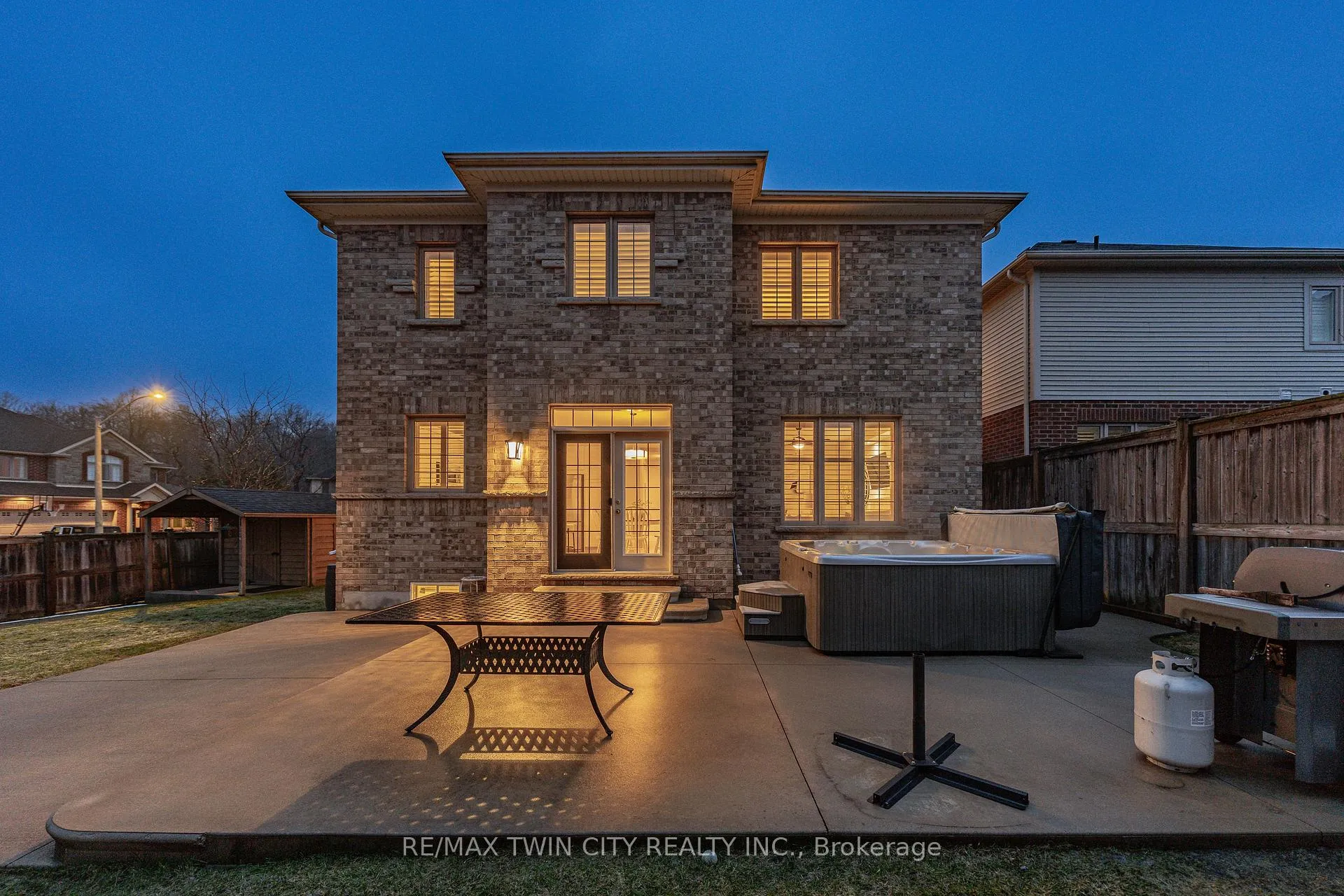 Photo 44 of 405 Rideau River Street, Waterloo — HOMEH