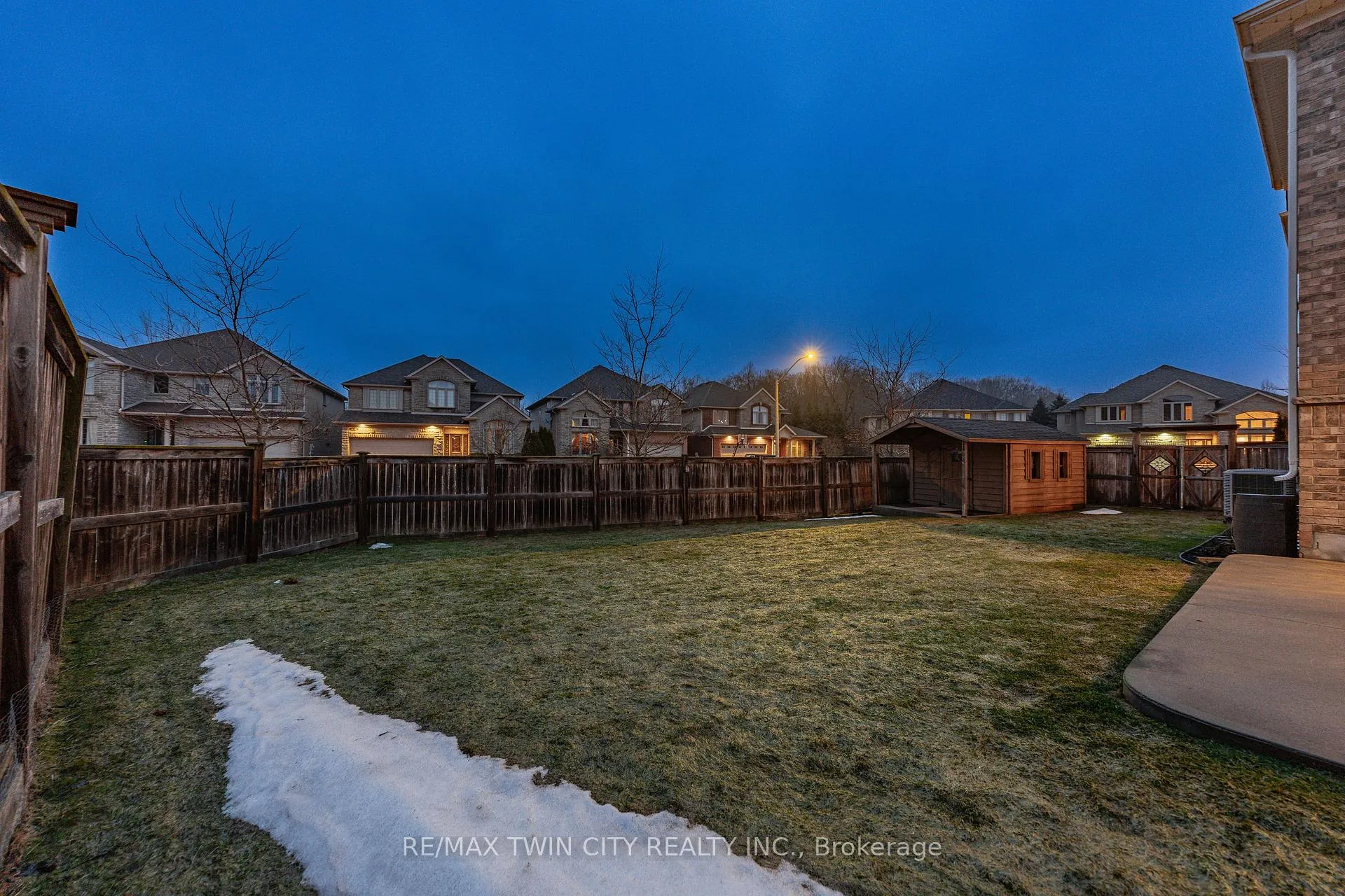 Photo 48 of 405 Rideau River Street, Waterloo — HOMEH