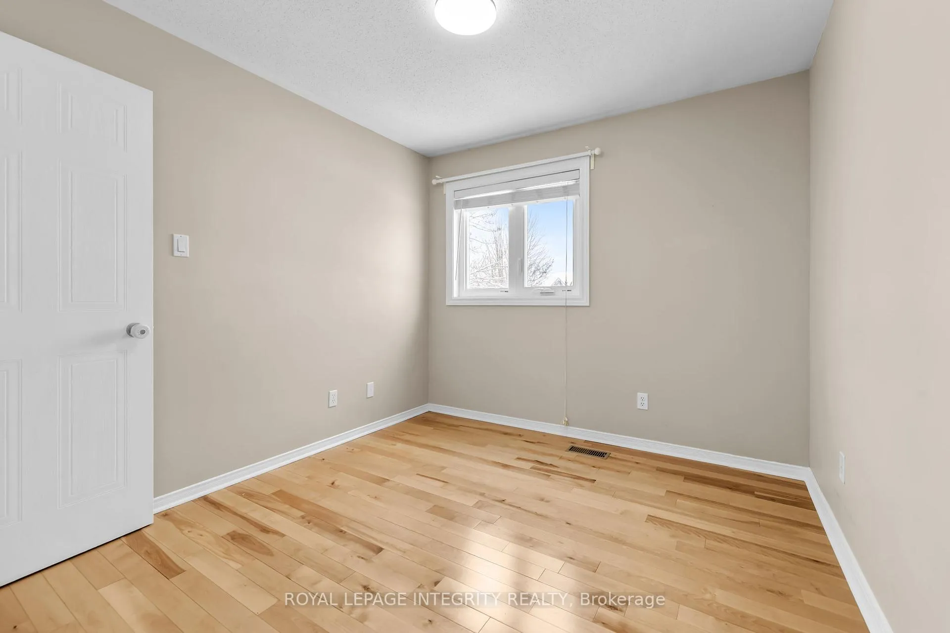 Photo 21 of 35 Randall James Drive, Ottawa, Stittsville (Central) — HOMEH