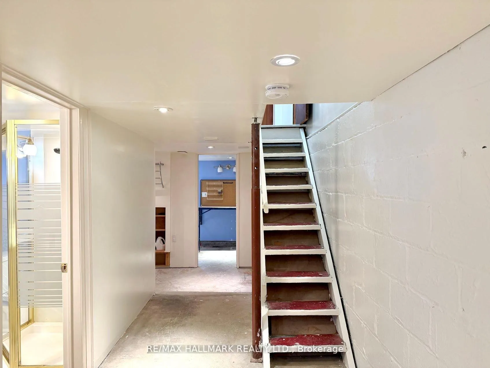 Photo 38 of 56 Highfield Road, Toronto, Greenwood-Coxwell — HOMEH
