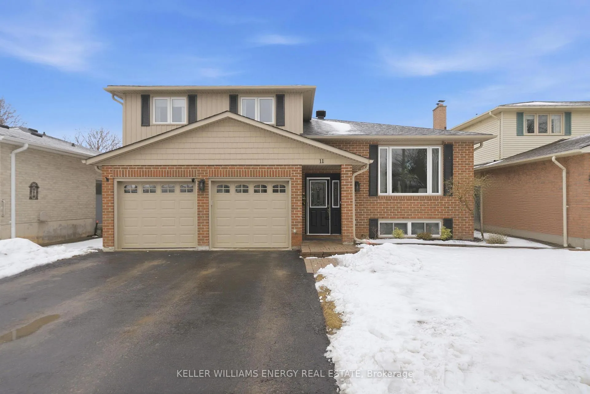 Photo 1 of 11 Ridgeview Drive, Scugog, Port Perry — HOMEH