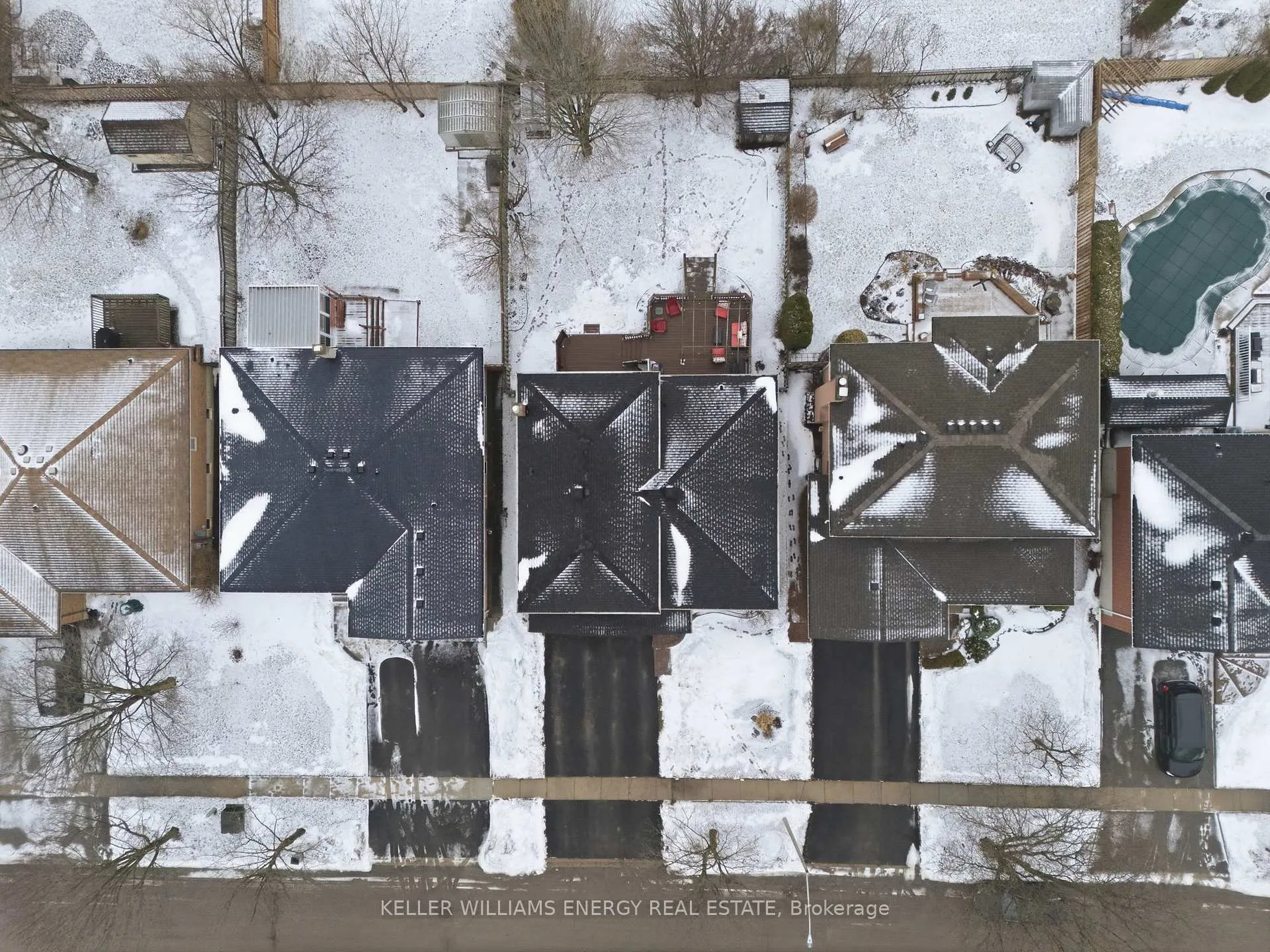 Photo 33 of 11 Ridgeview Drive, Scugog, Port Perry — HOMEH