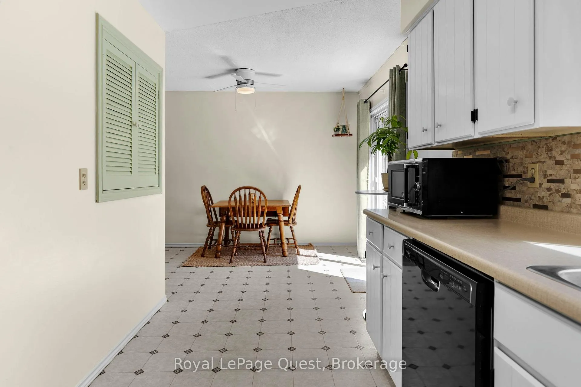 Photo 12 of 4297 Huronia Road, Severn, Rural Severn — HOMEH