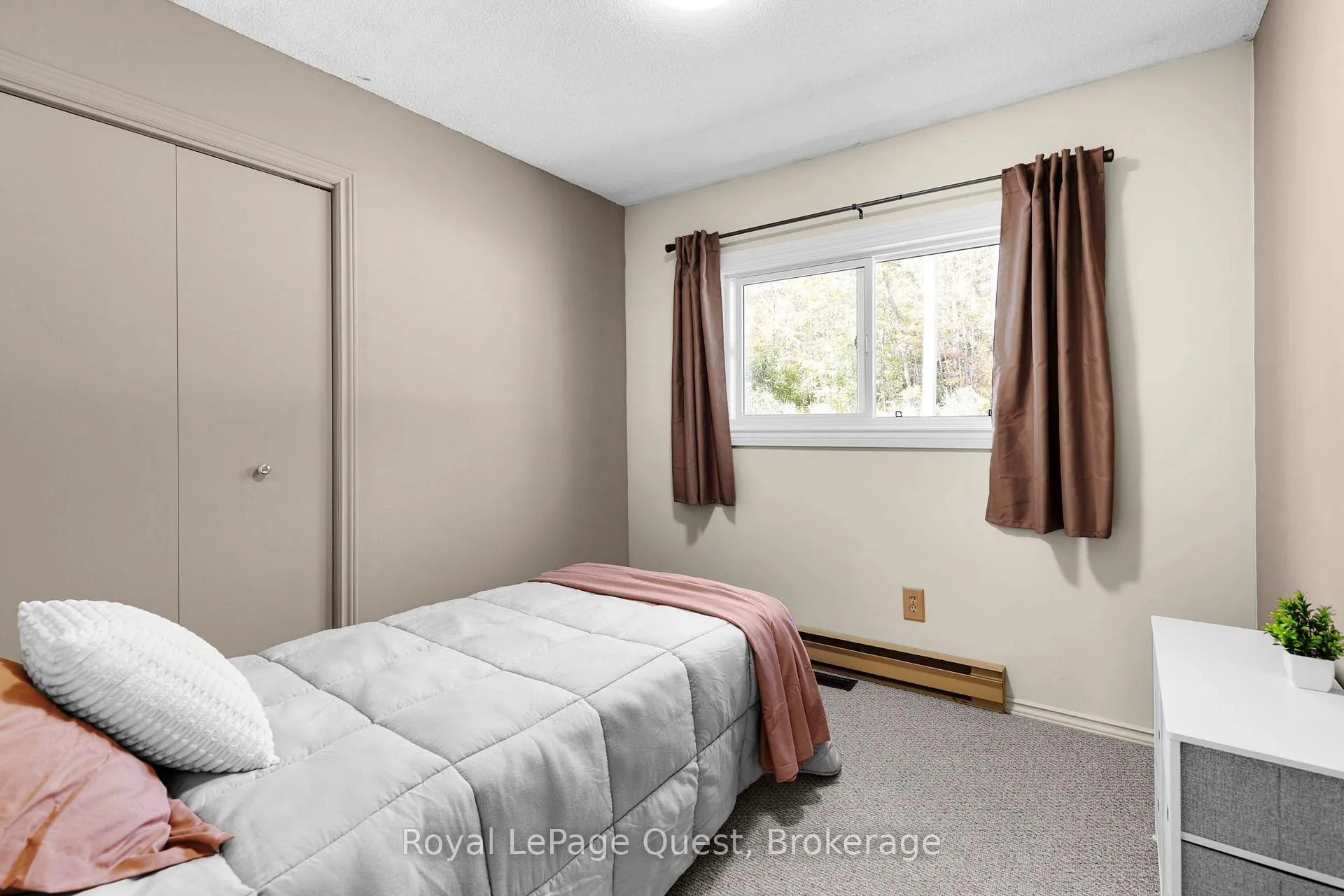 Photo 13 of 4297 Huronia Road, Severn, Rural Severn — HOMEH