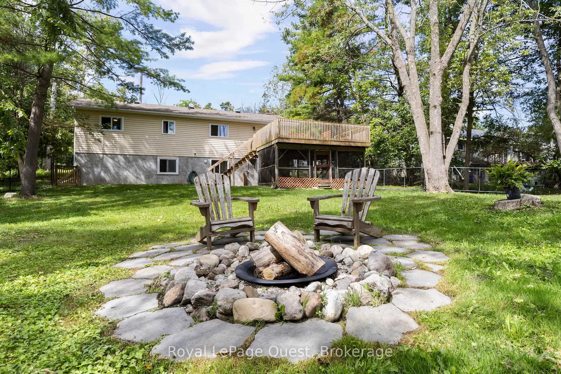 Photo 33 of 4297 Huronia Road, Severn, Rural Severn — HOMEH