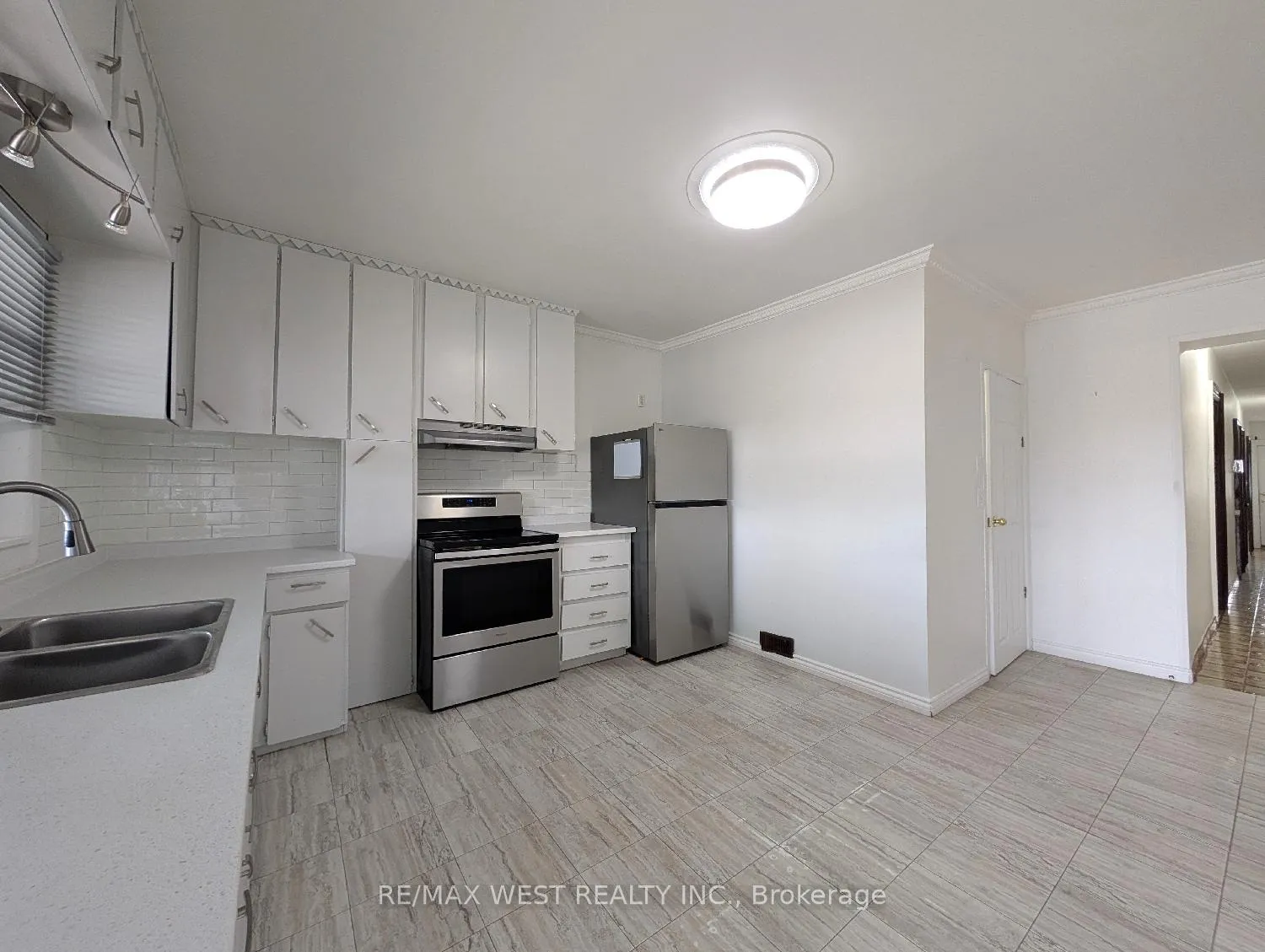 Photo 12 of Unit Main Floor, 128 Caledonia Road, Toronto, Corso Italia-Davenport — HOMEH