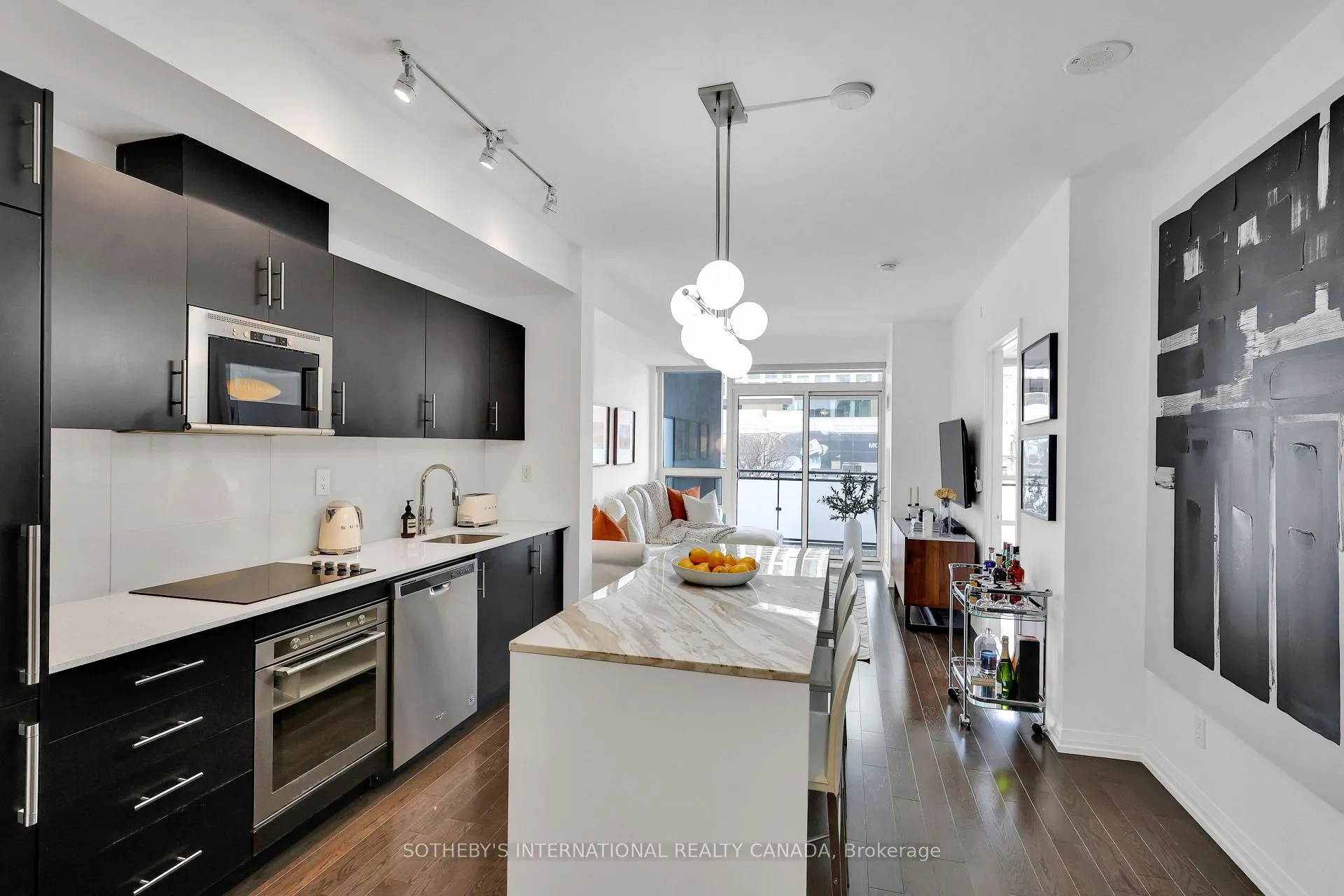 Photo 2 of Unit 728, 460 Adelaide Street E, Toronto, Moss Park — HOMEH