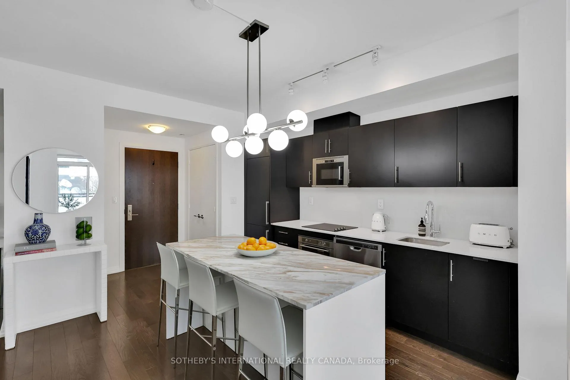 Photo 5 of Unit 728, 460 Adelaide Street E, Toronto, Moss Park — HOMEH