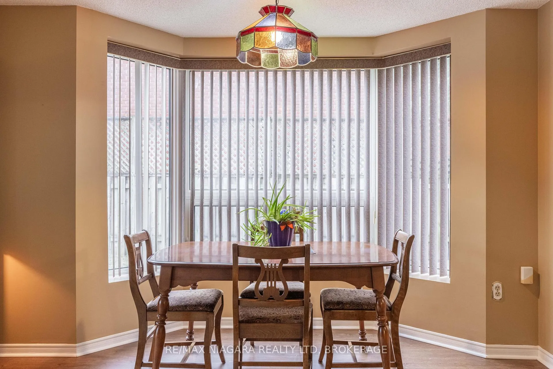 Photo 9 of Unit 102, 6704 Thorold Stone Road, Niagara Falls, Morrison — HOMEH