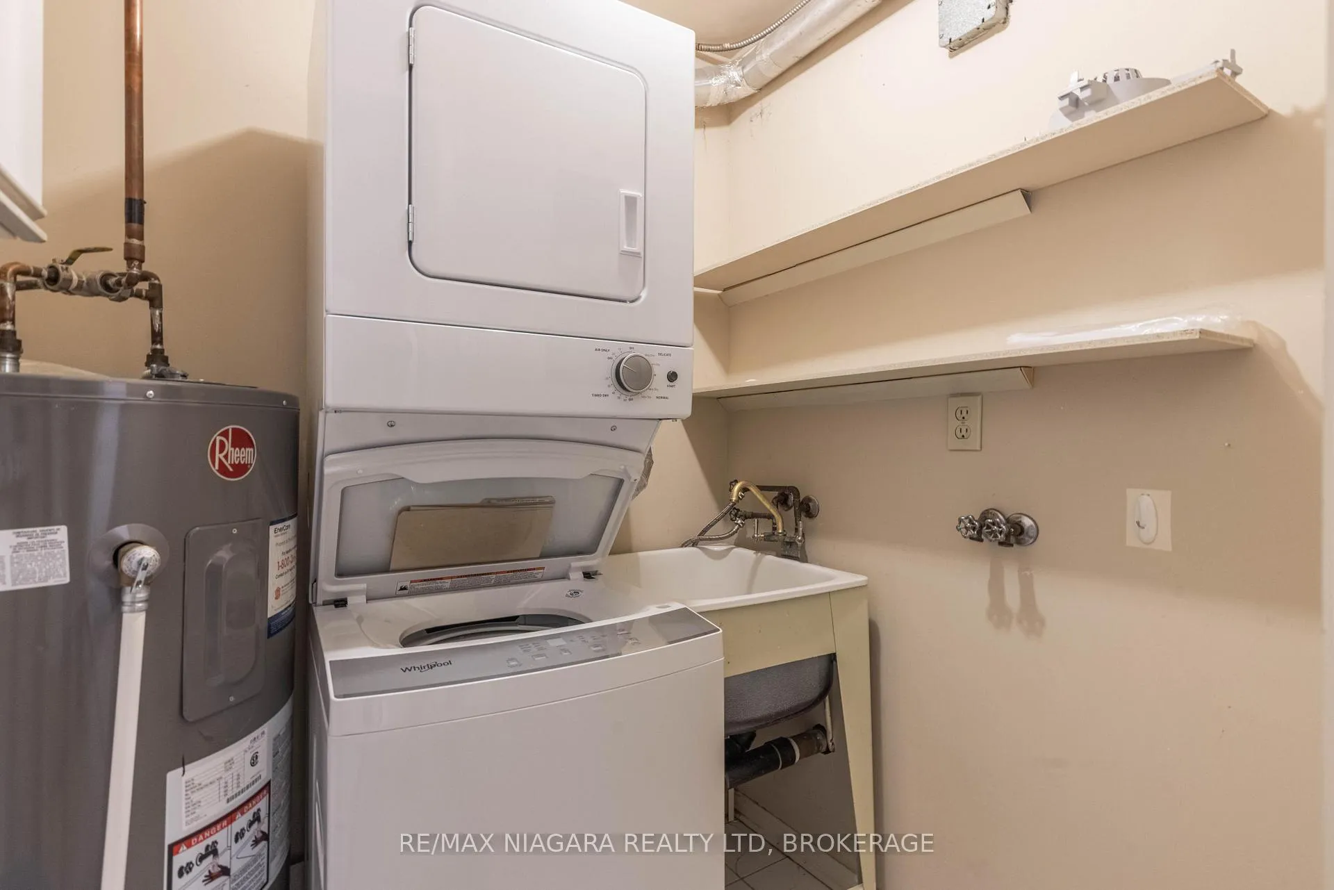 Photo 17 of Unit 102, 6704 Thorold Stone Road, Niagara Falls, Morrison — HOMEH