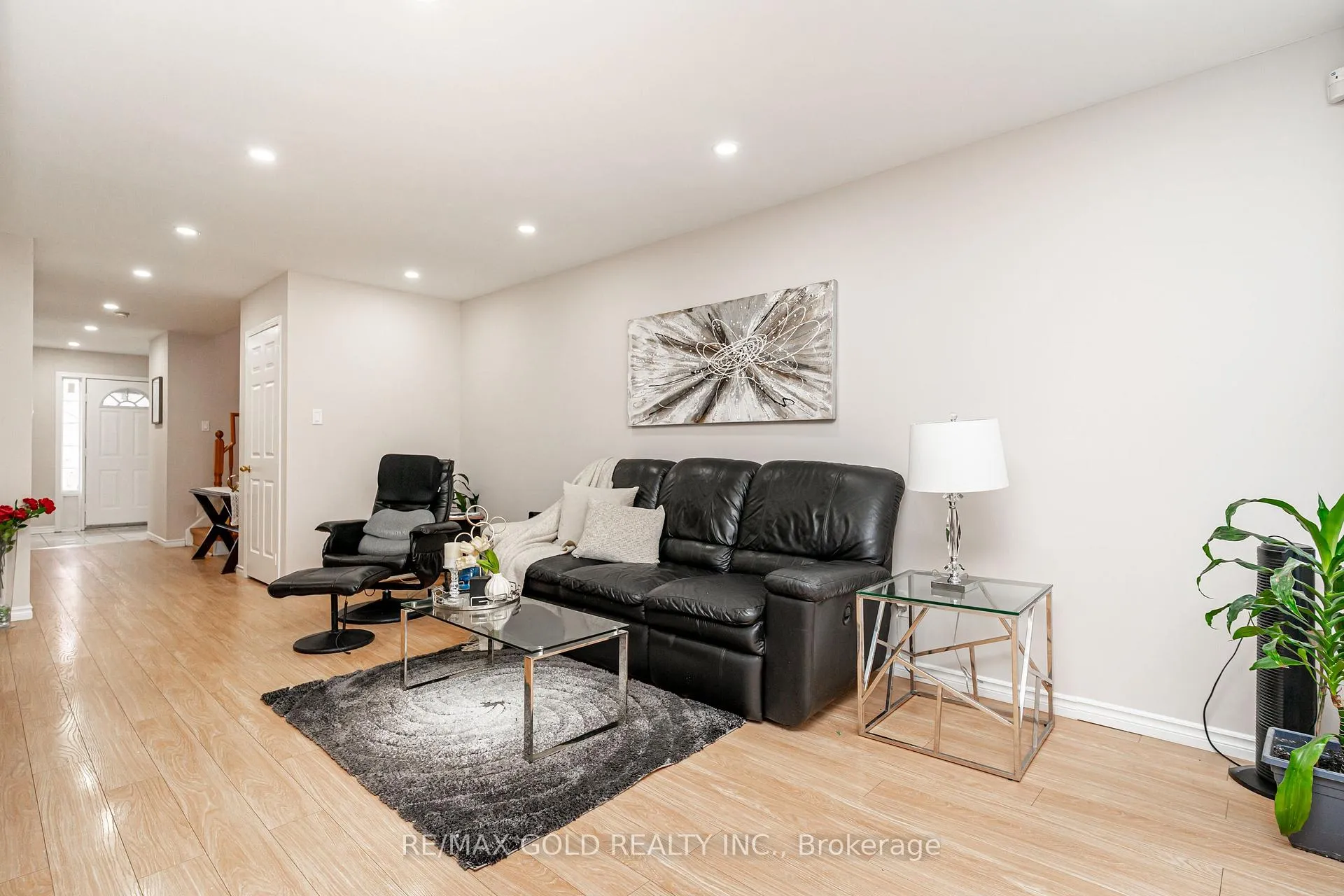 Photo 8 of 98 Winners Circle, Brampton, Northwest Sandalwood Parkway — HOMEH