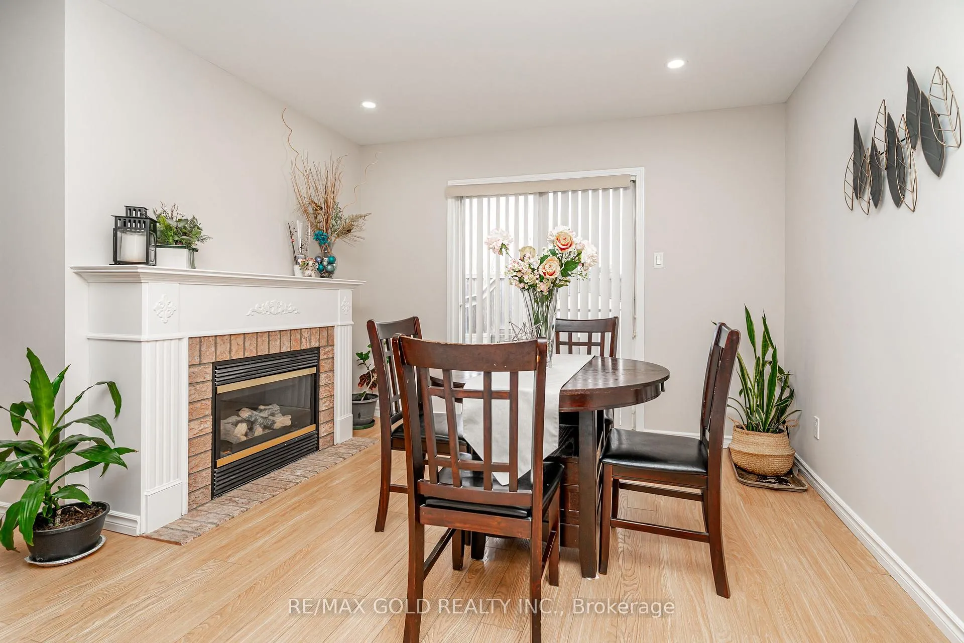 Photo 14 of 98 Winners Circle, Brampton, Northwest Sandalwood Parkway — HOMEH