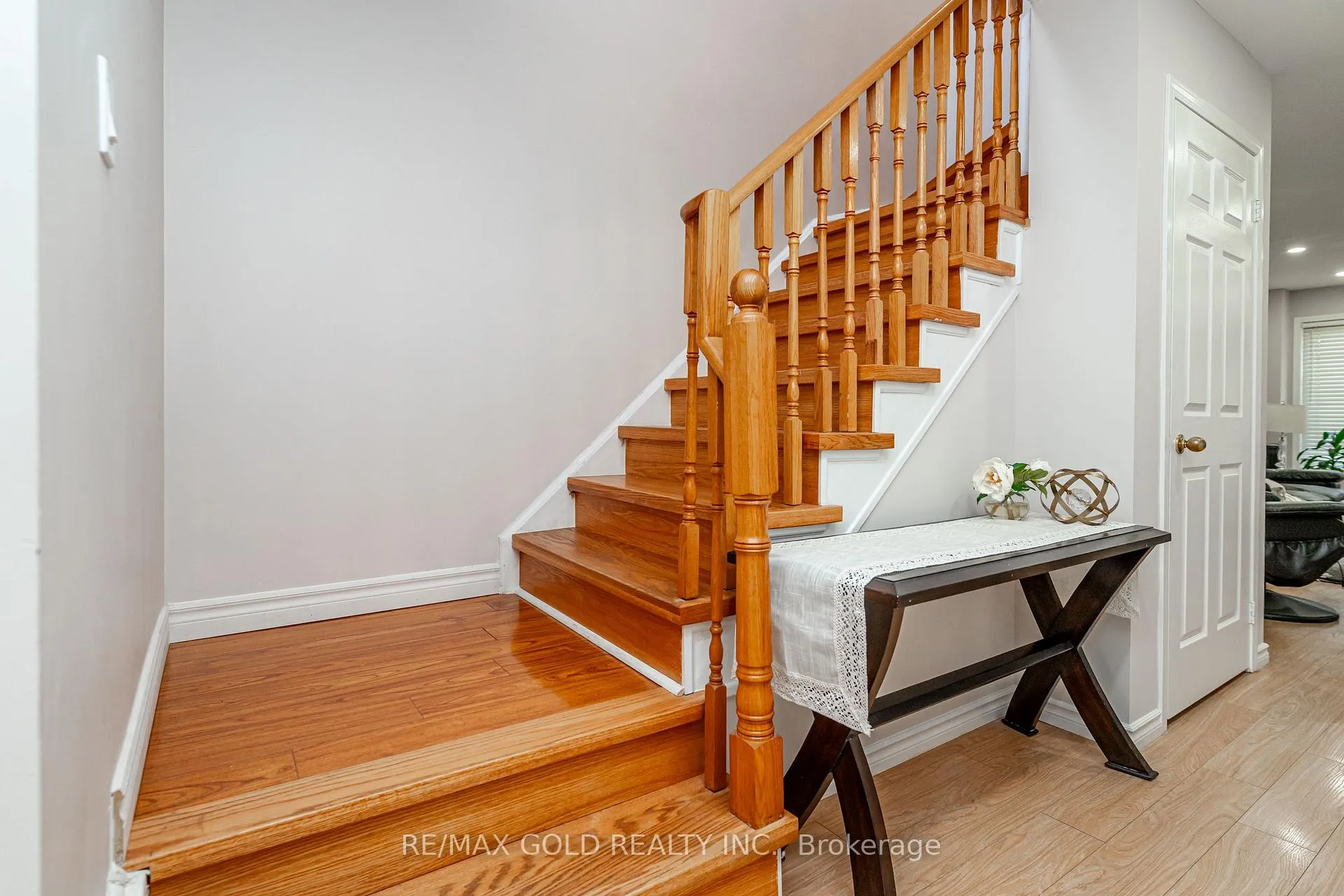 Photo 17 of 98 Winners Circle, Brampton, Northwest Sandalwood Parkway — HOMEH