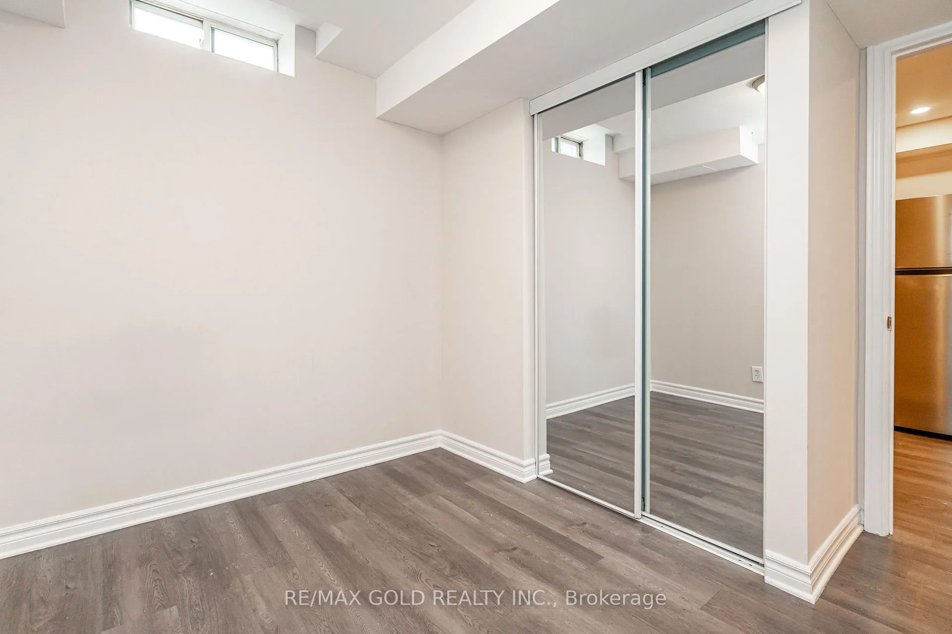 Photo 32 of 98 Winners Circle, Brampton, Northwest Sandalwood Parkway — HOMEH