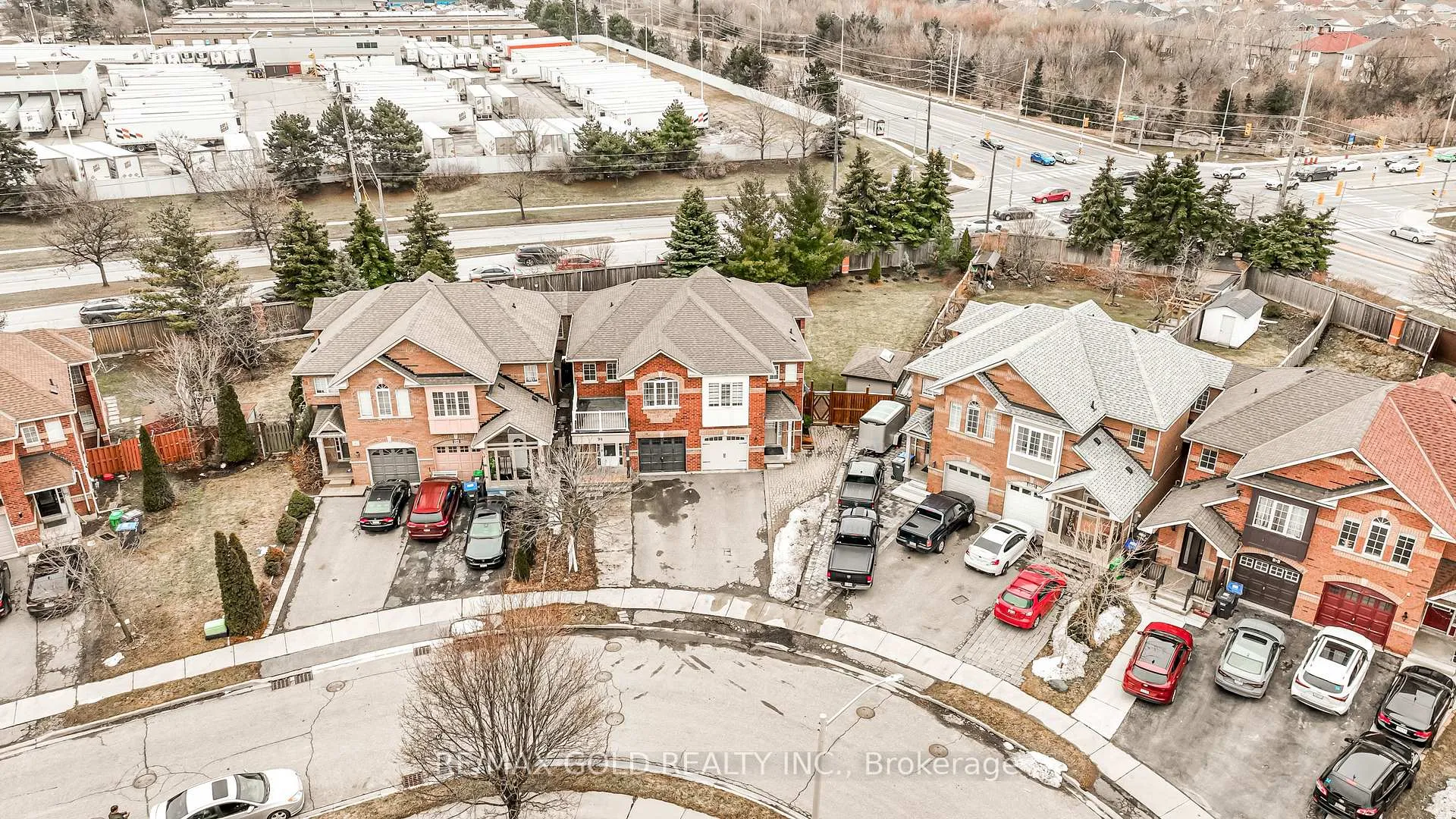 Photo 38 of 98 Winners Circle, Brampton, Northwest Sandalwood Parkway — HOMEH