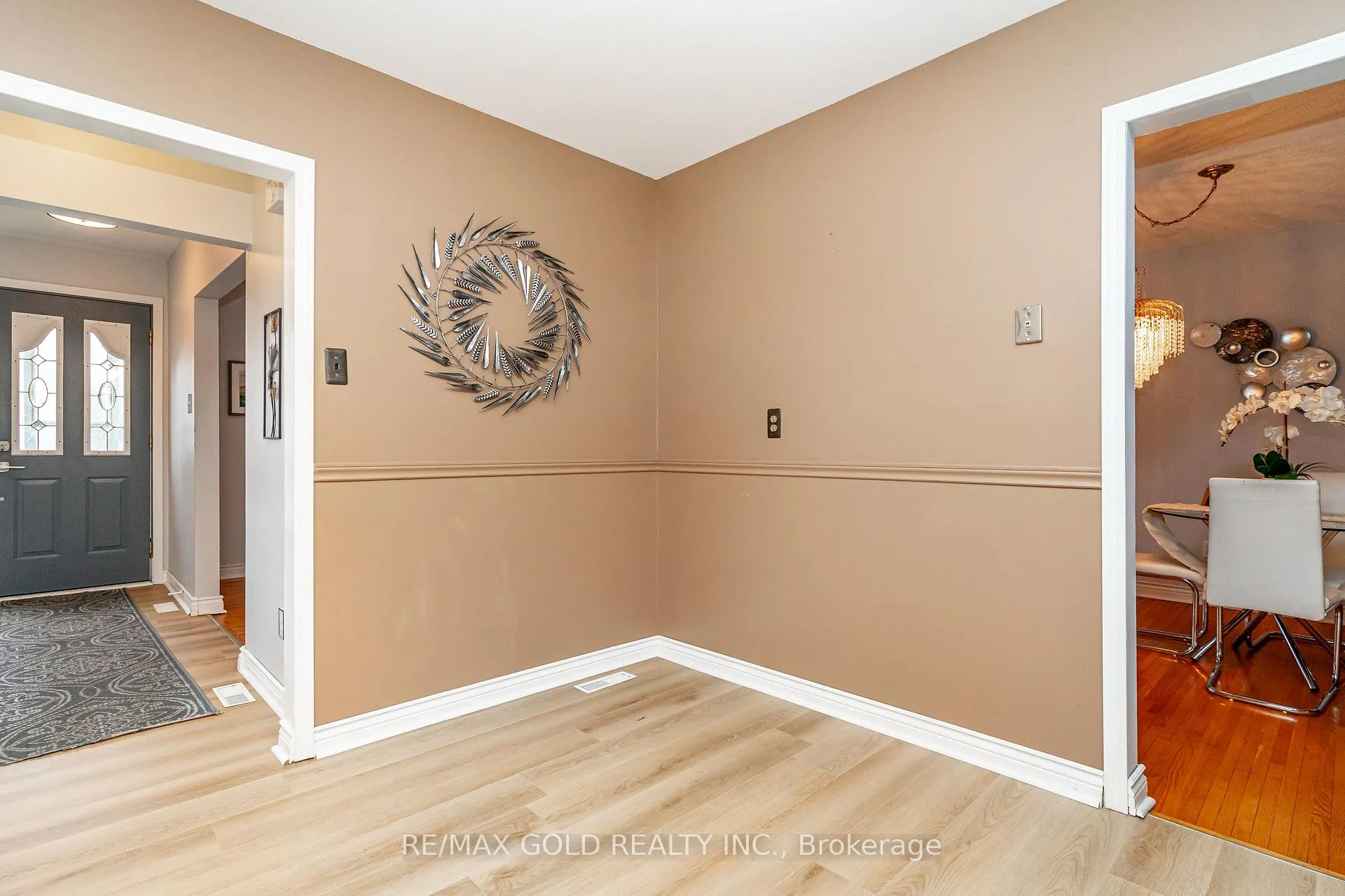 Photo 17 of 13 Cathcart Crescent, Brampton, Avondale — HOMEH