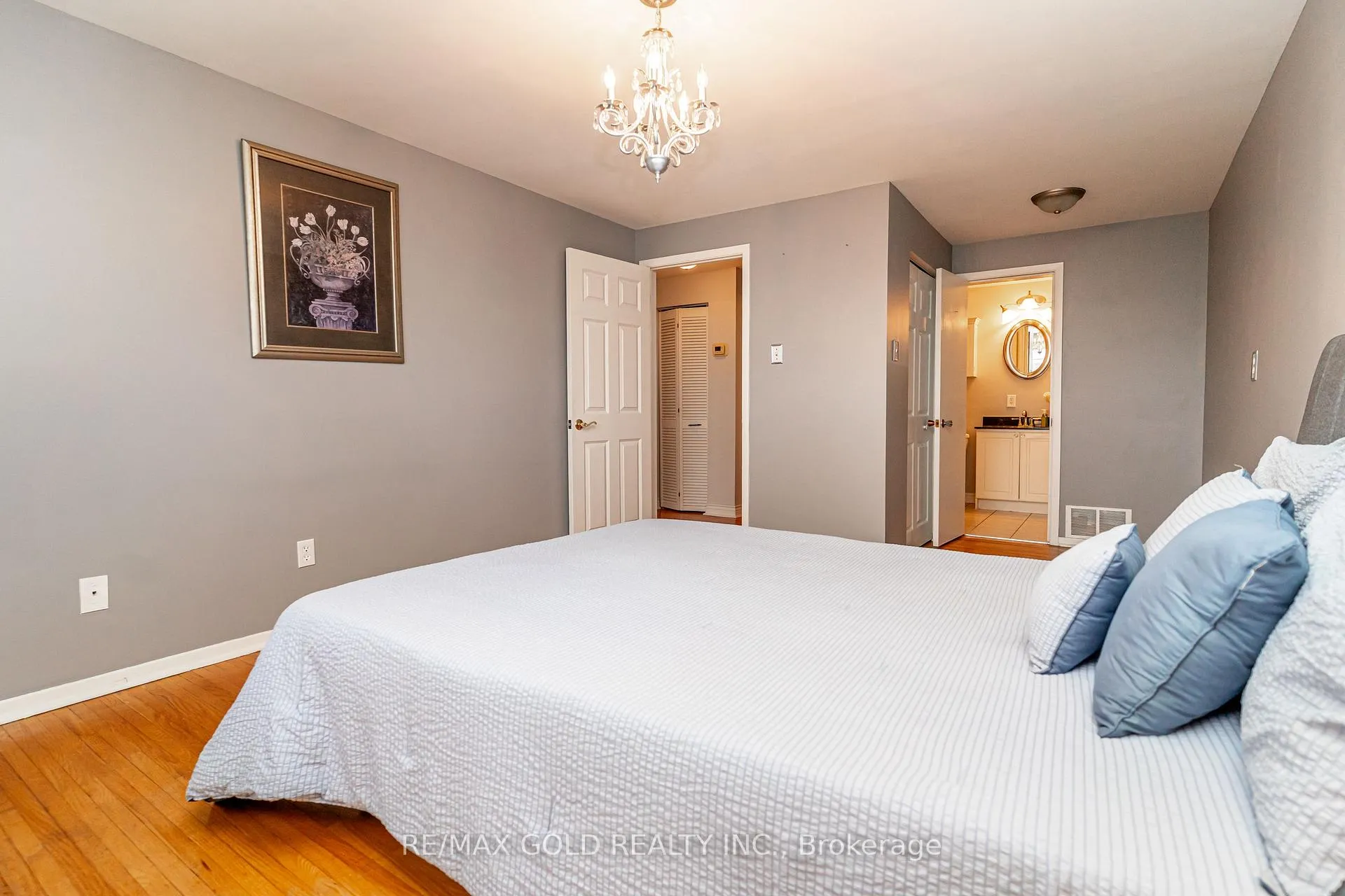 Photo 19 of 13 Cathcart Crescent, Brampton, Avondale — HOMEH