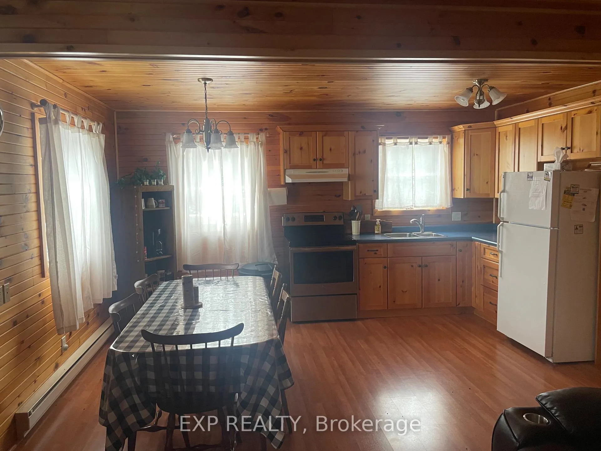 Photo 5 of 35 Paradise Road, South Algonquin — HOMEH