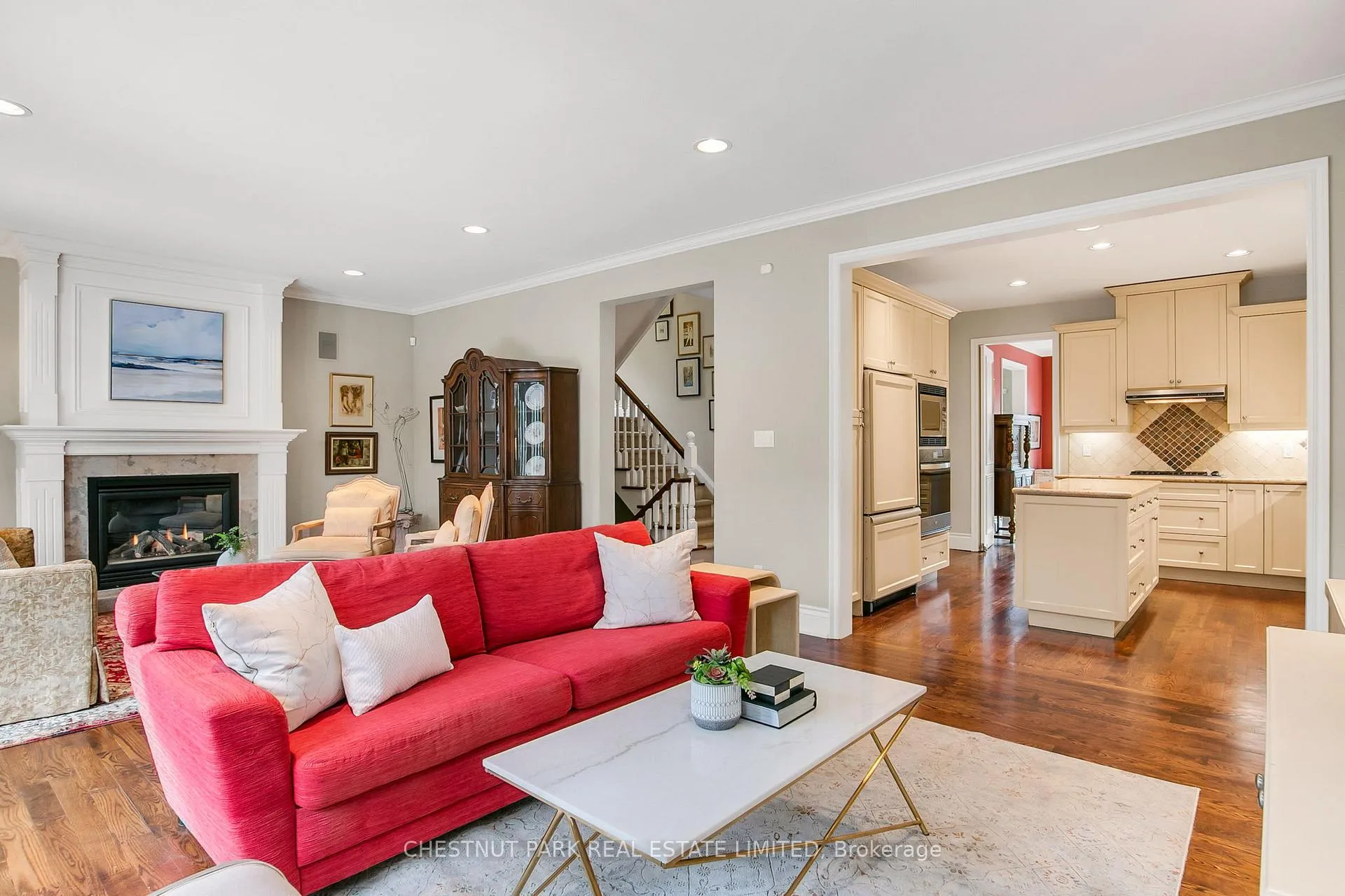 Photo 9 of 552 Melrose Avenue, Toronto, Bedford Park-Nortown — HOMEH