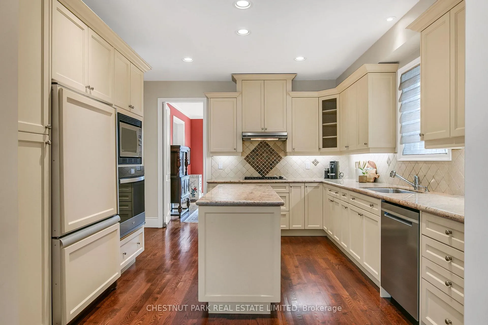 Photo 25 of 552 Melrose Avenue, Toronto, Bedford Park-Nortown — HOMEH