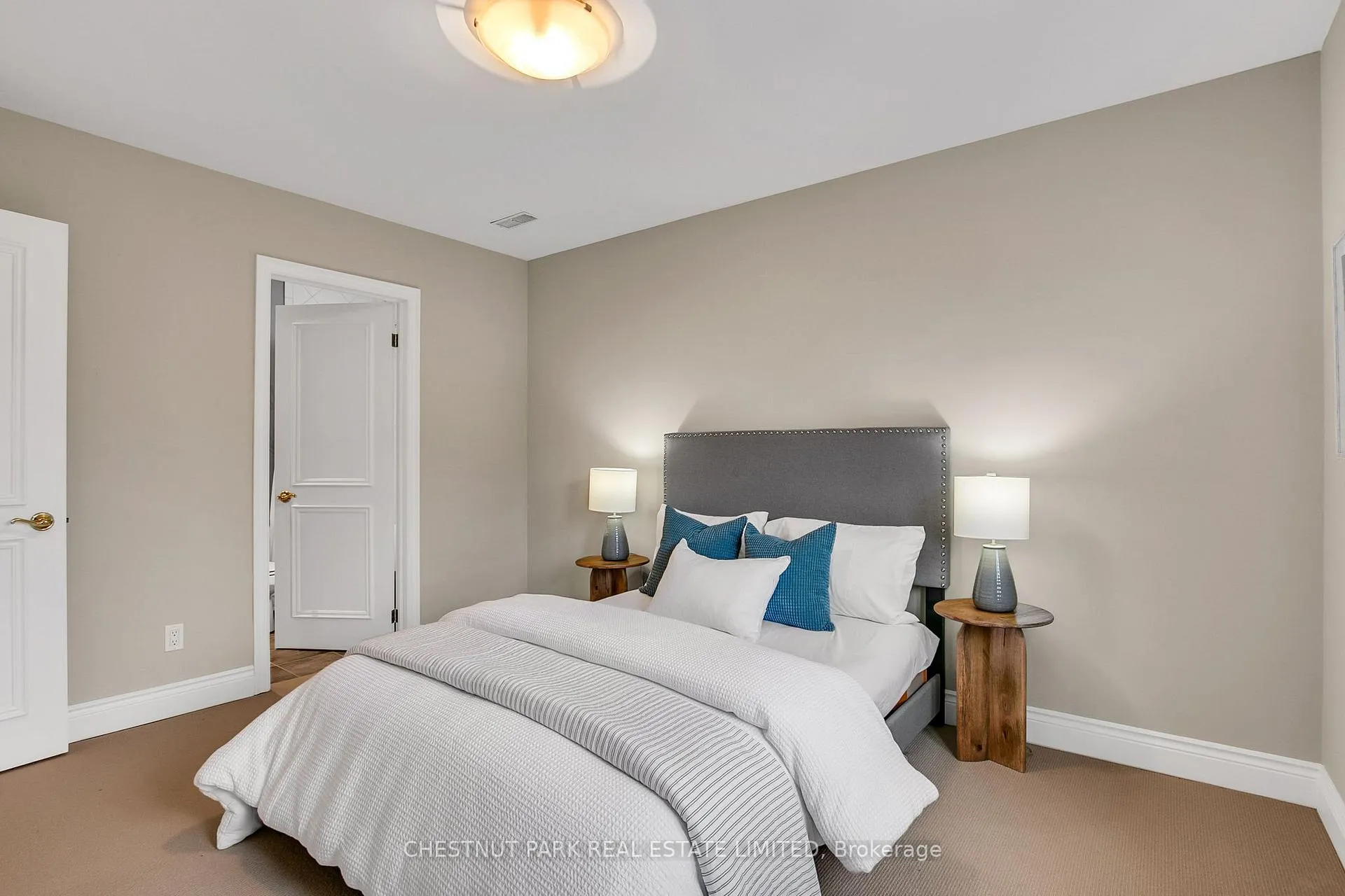 Photo 38 of 552 Melrose Avenue, Toronto, Bedford Park-Nortown — HOMEH